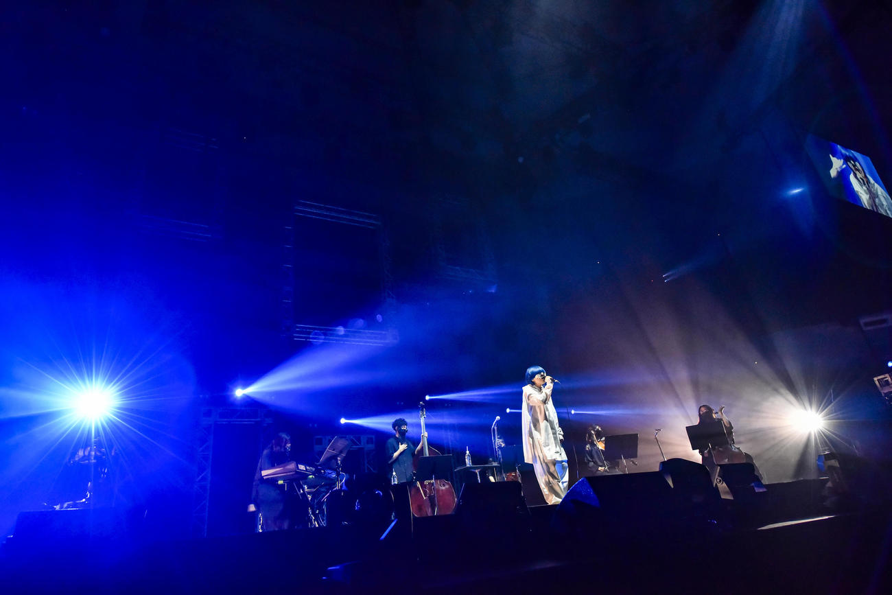 「TOKYO FM LIVE INCLUSION 2023」に出演し、自身初の日本武道館でライブパフォーマンスを披露したyama