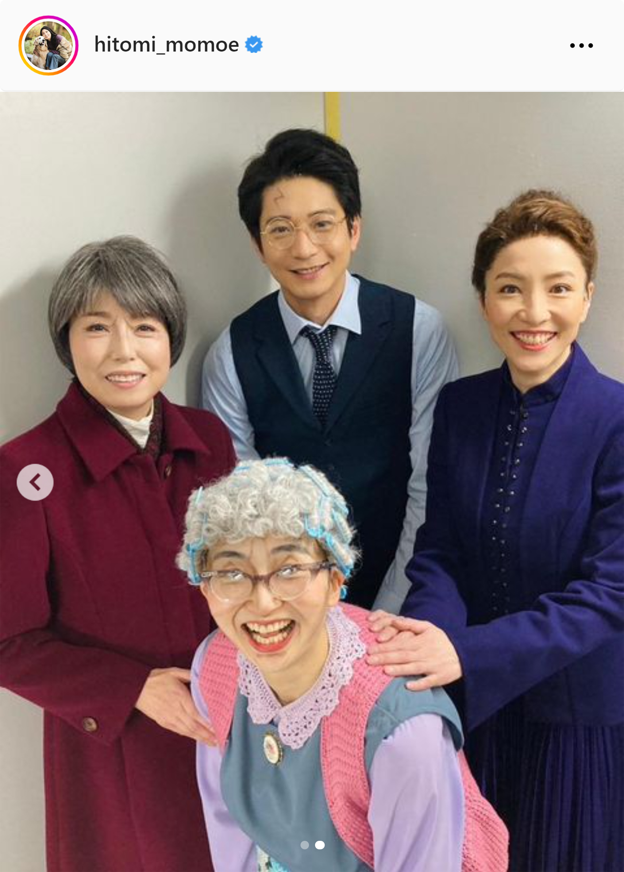 後列左から高橋ひとみ、向井理、早霧せいな、前列は薬丸夏子（高橋ひとみのインスタグラムから）