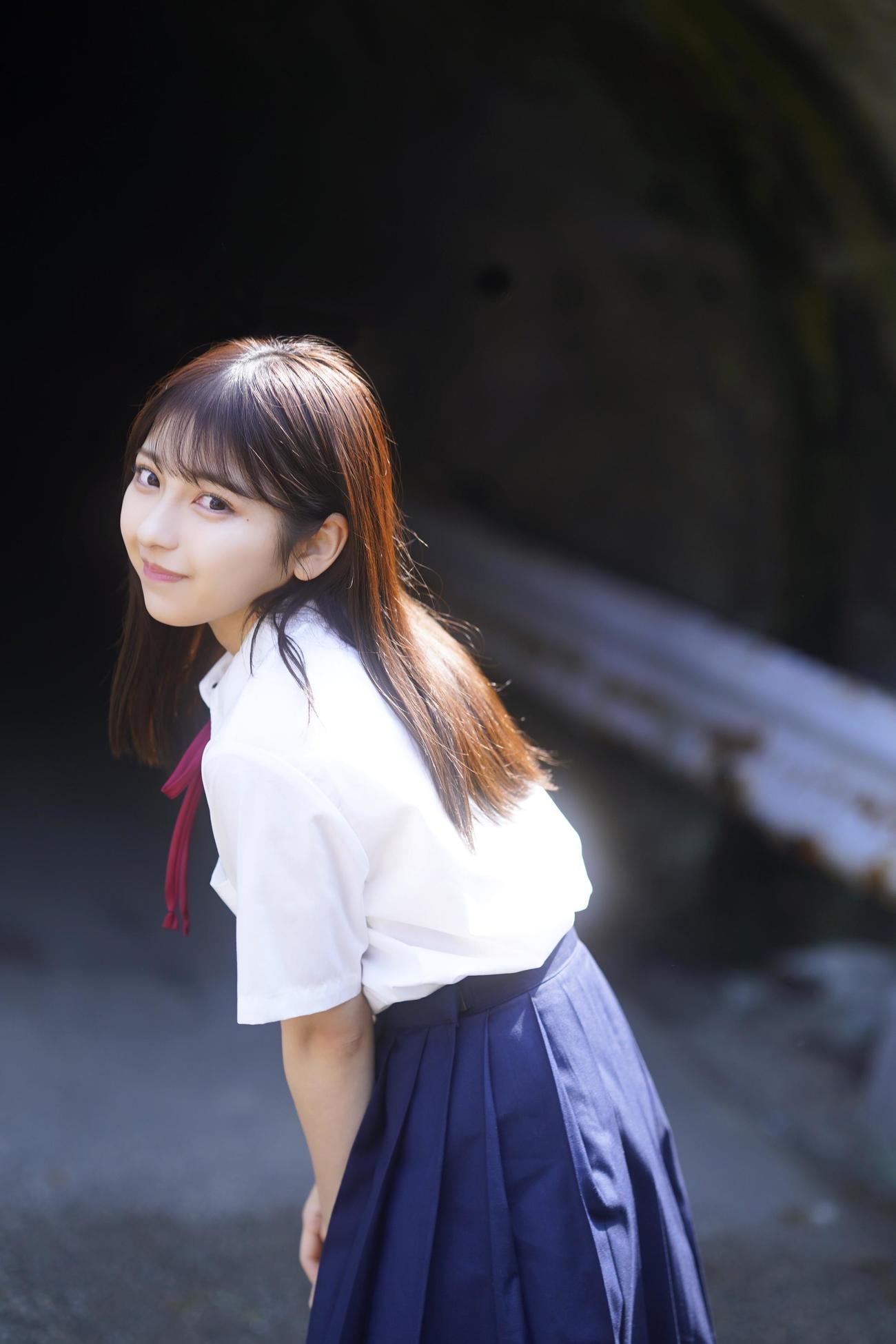 「ヤングガンガン」で表紙グラビアを飾っている＃2i2の十味（C）撮影／佐藤佑一