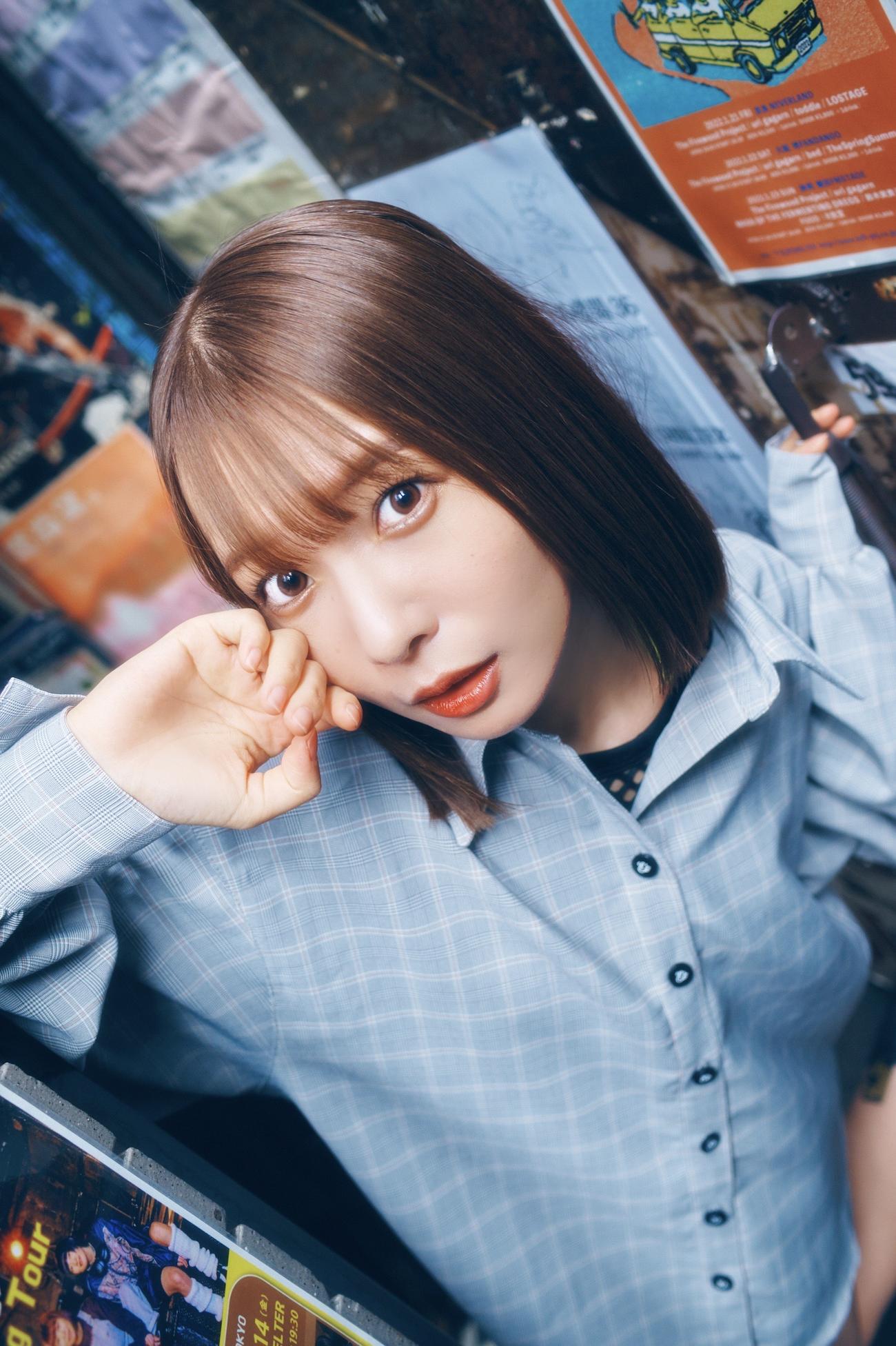 「ヤングガンガン」でソログラビアに登場している＃2i2の奥ゆい（C）撮影／岡本武志