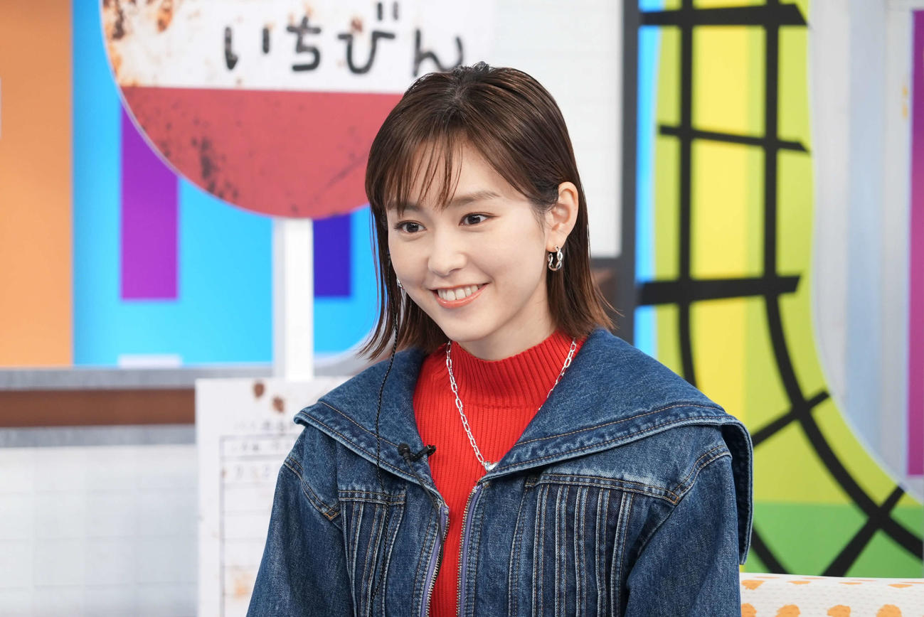 日本テレビ系バラエティー特番「1日1便乗ってきました」に出演する桐谷美玲