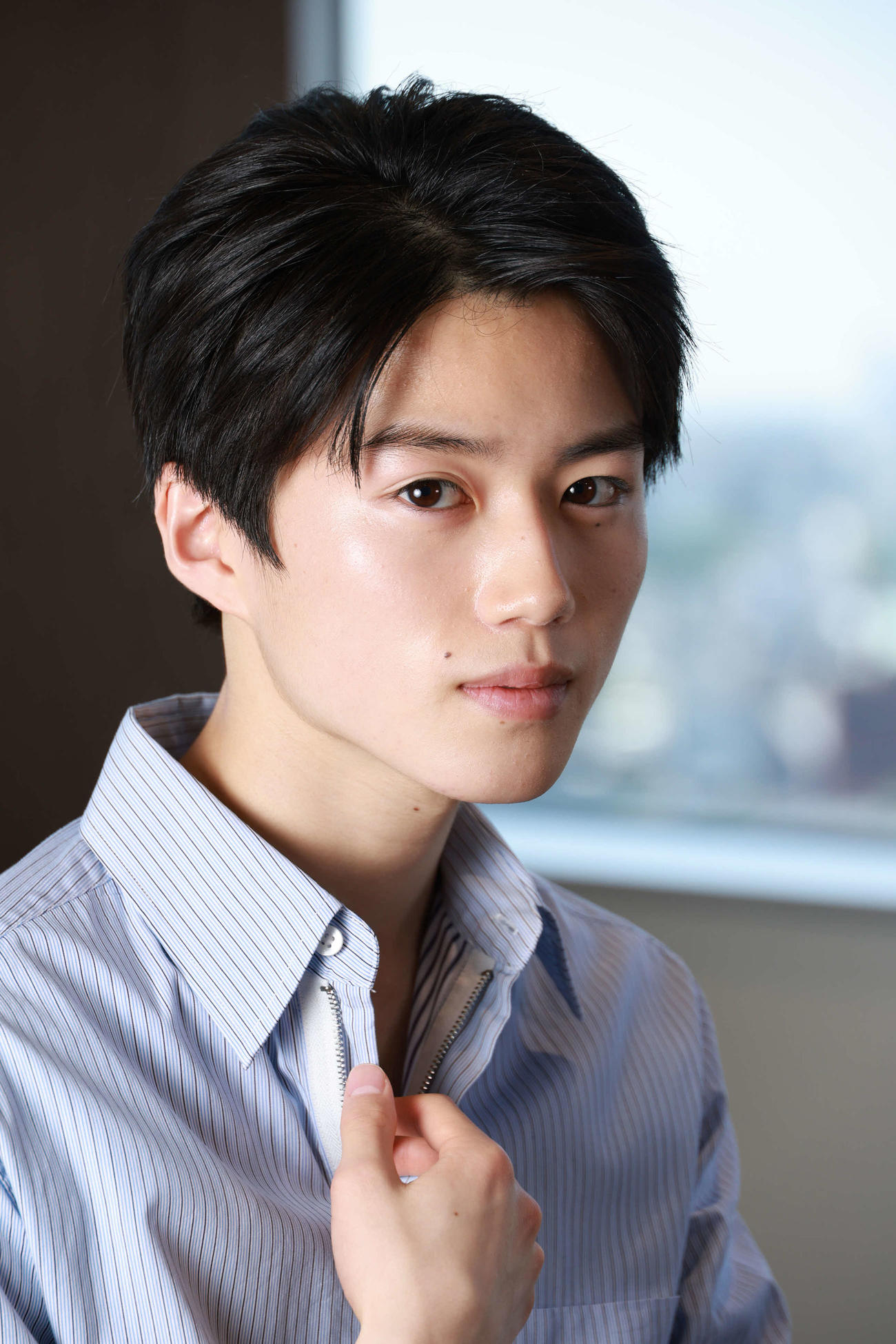 ドラマ出演などで注目される若手俳優の奥智哉（撮影・中島郁夫）