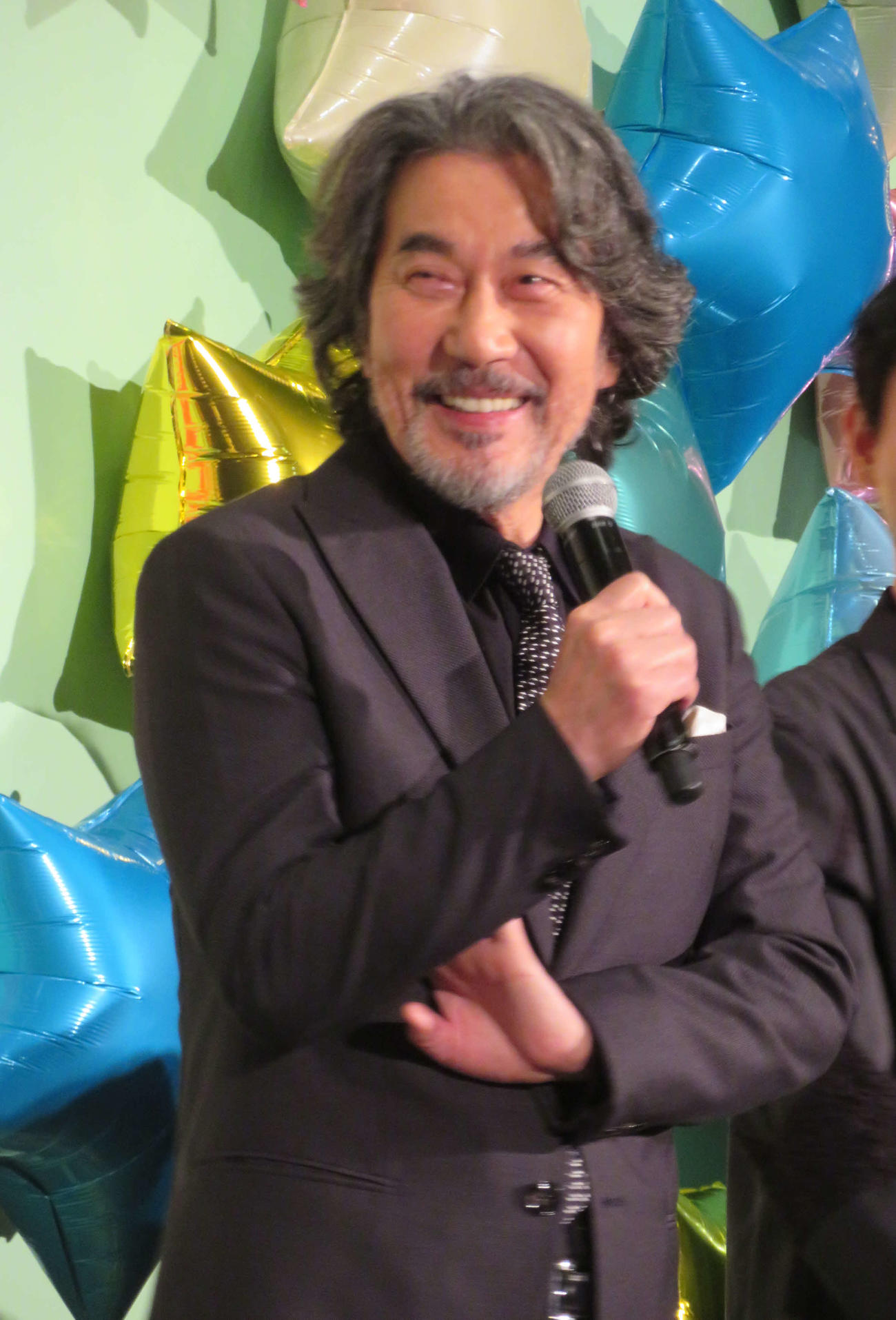 映画「銀河鉄道の父」初日舞台あいさつで笑みを浮かべる役所広司（撮影・村上幸将）