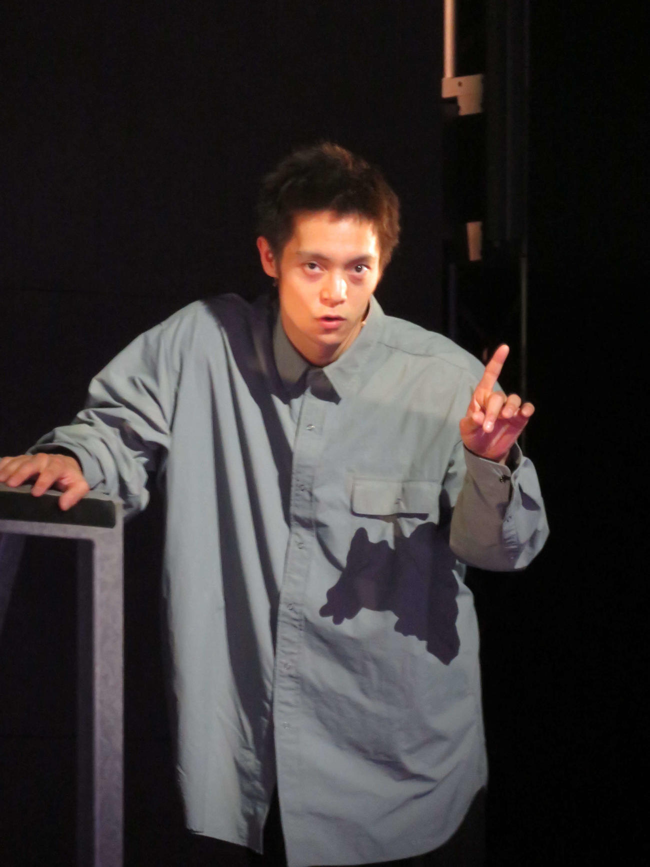 「舞台・エヴァンゲリオン　ビヨンド」公開ゲネプロで渡守ソウシを演じる窪田正孝（撮影・村上幸将）