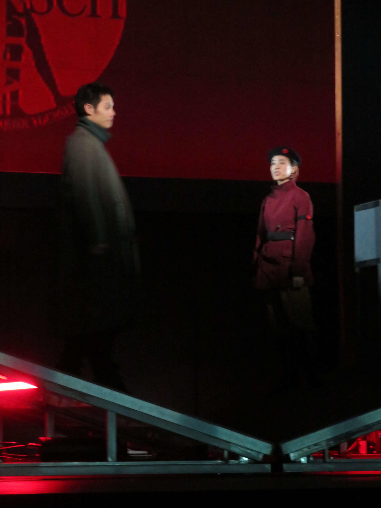 「舞台・エヴァンゲリオン　ビヨンド」公開ゲネプロで渡守ソウシを演じる窪田正孝と霧生イオリを演じる石橋静河（撮影・村上幸将）