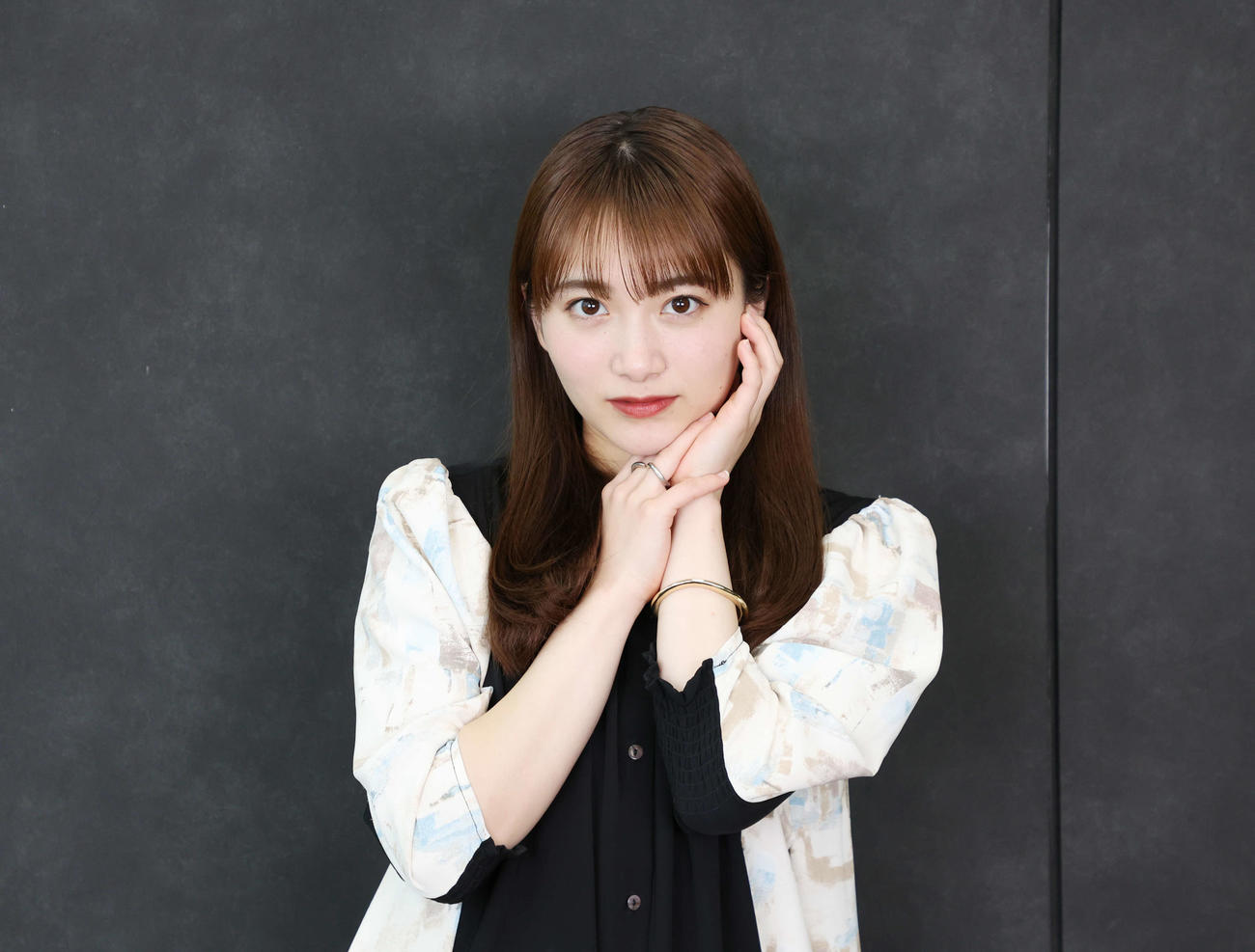 「ZIP！」キテルネ！リポーターやドラマ「クールドジ男子」に出演する福田愛依は、クールな表情を見せる（撮影・宮地輝）