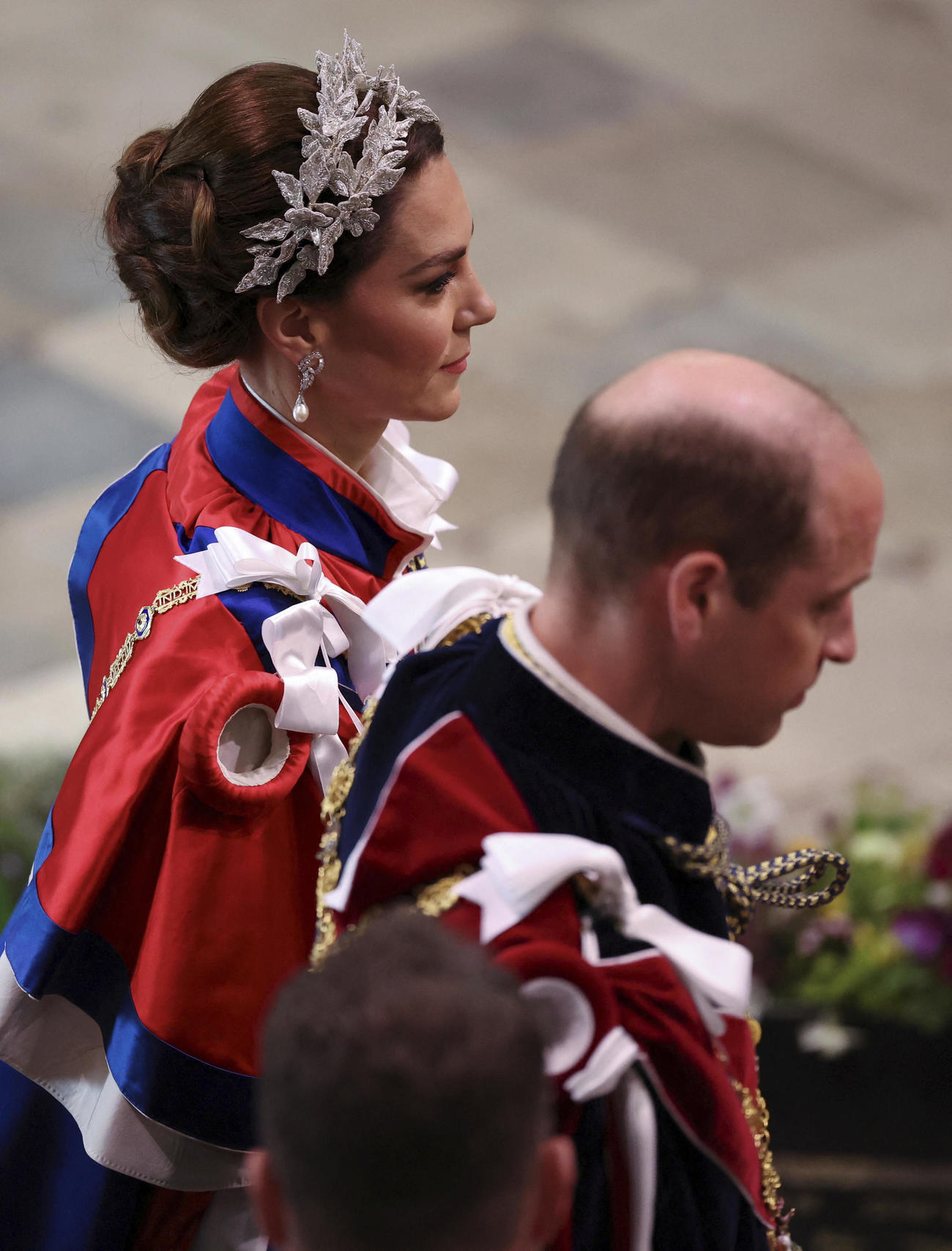 英国のウィリアム王子とケイト妃（AP)