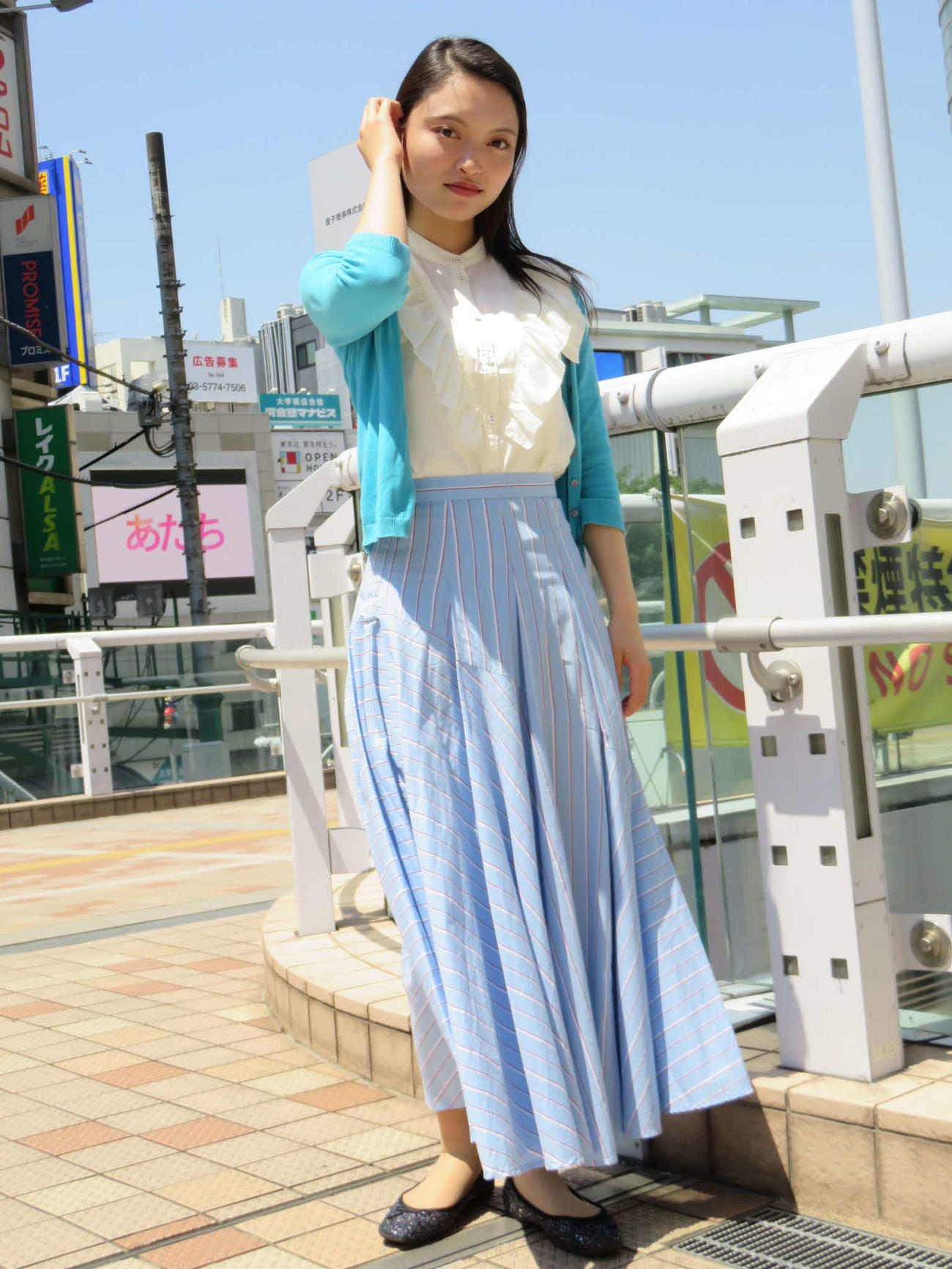 舞台「珈琲いかがでしょう」に出演する松原もか