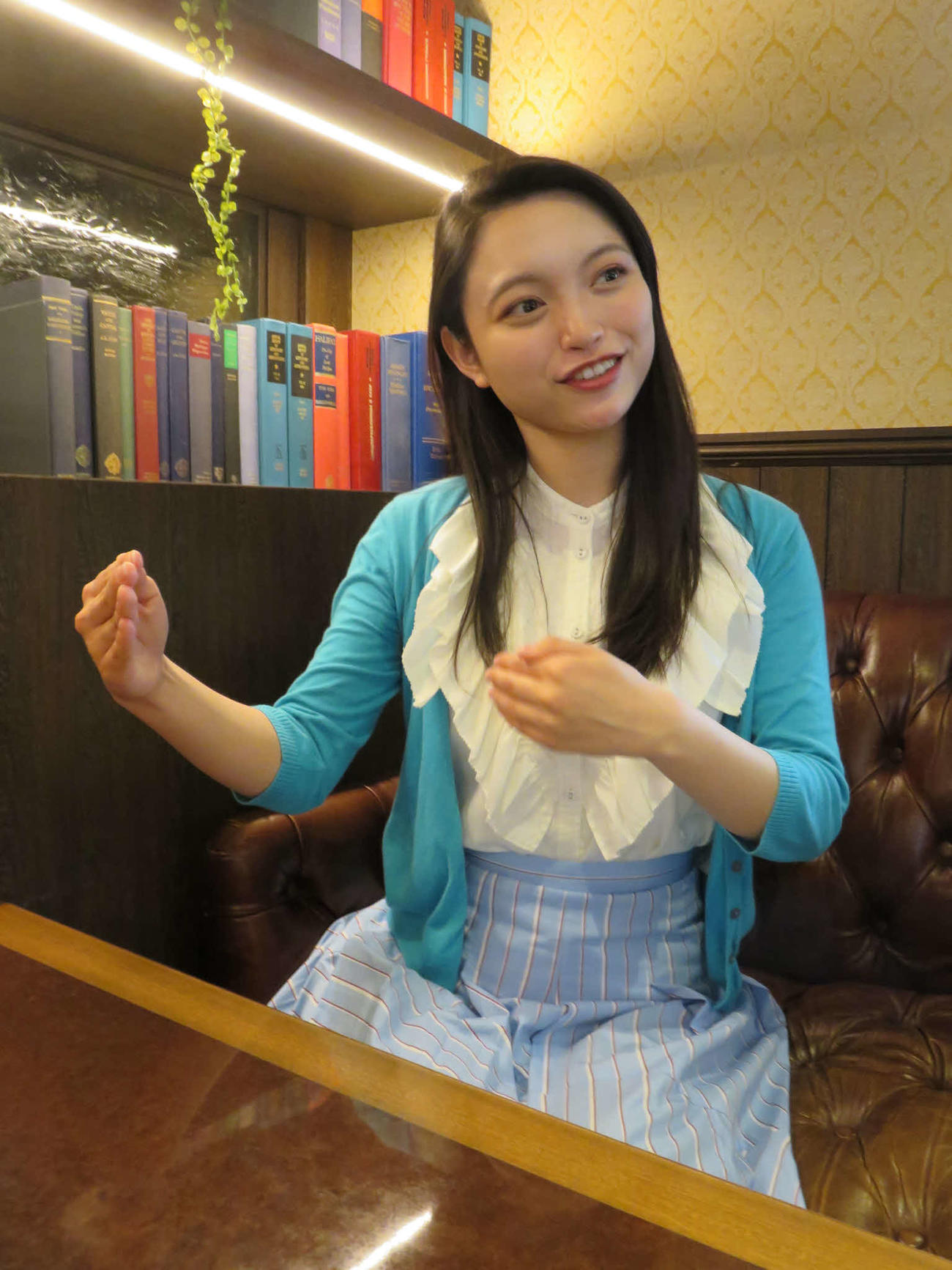 舞台「珈琲いかがでしょう」に出演する松原もか