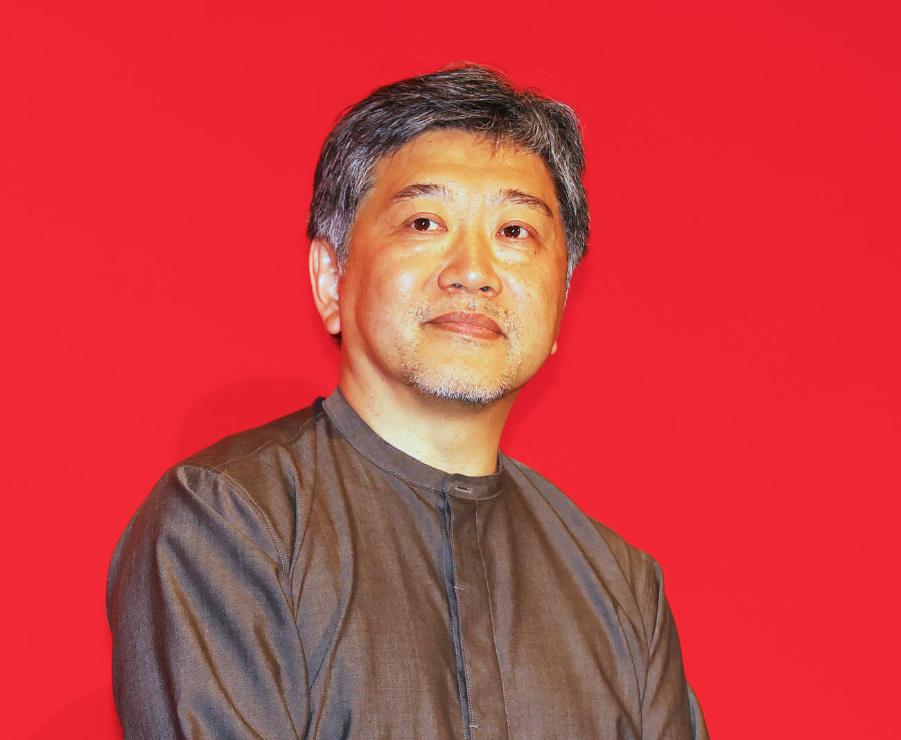 映画「怪物」完成披露試写会で舞台あいさつを行った是枝裕和監督（撮影・野上伸悟）