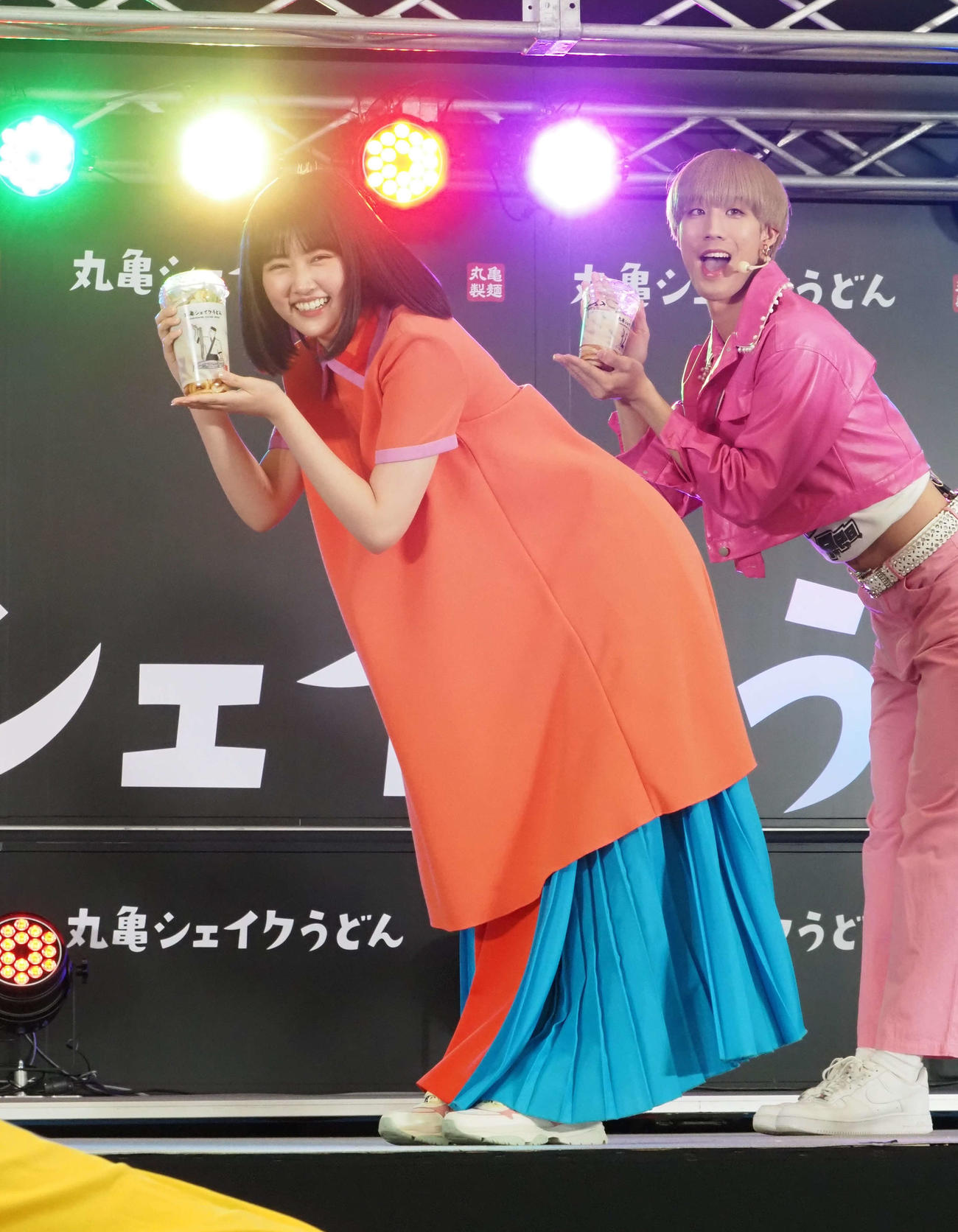 「丸亀シェイクうどん」CM発表会でダンスを披露する原菜乃華（撮影・遠藤尚子）