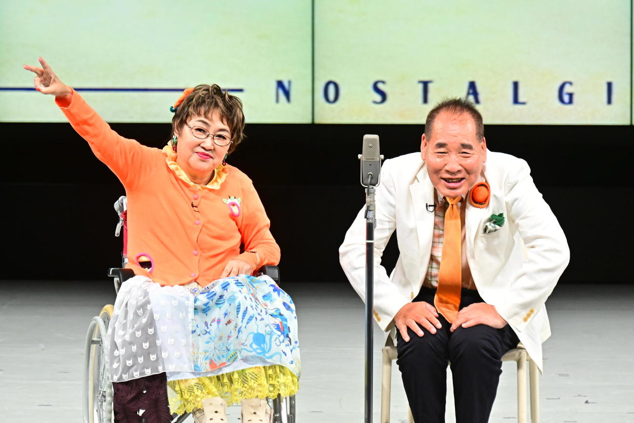 4年ぶりの聖地、NGKセンターマイク前へ戻ってきた宮川大助（右）花子