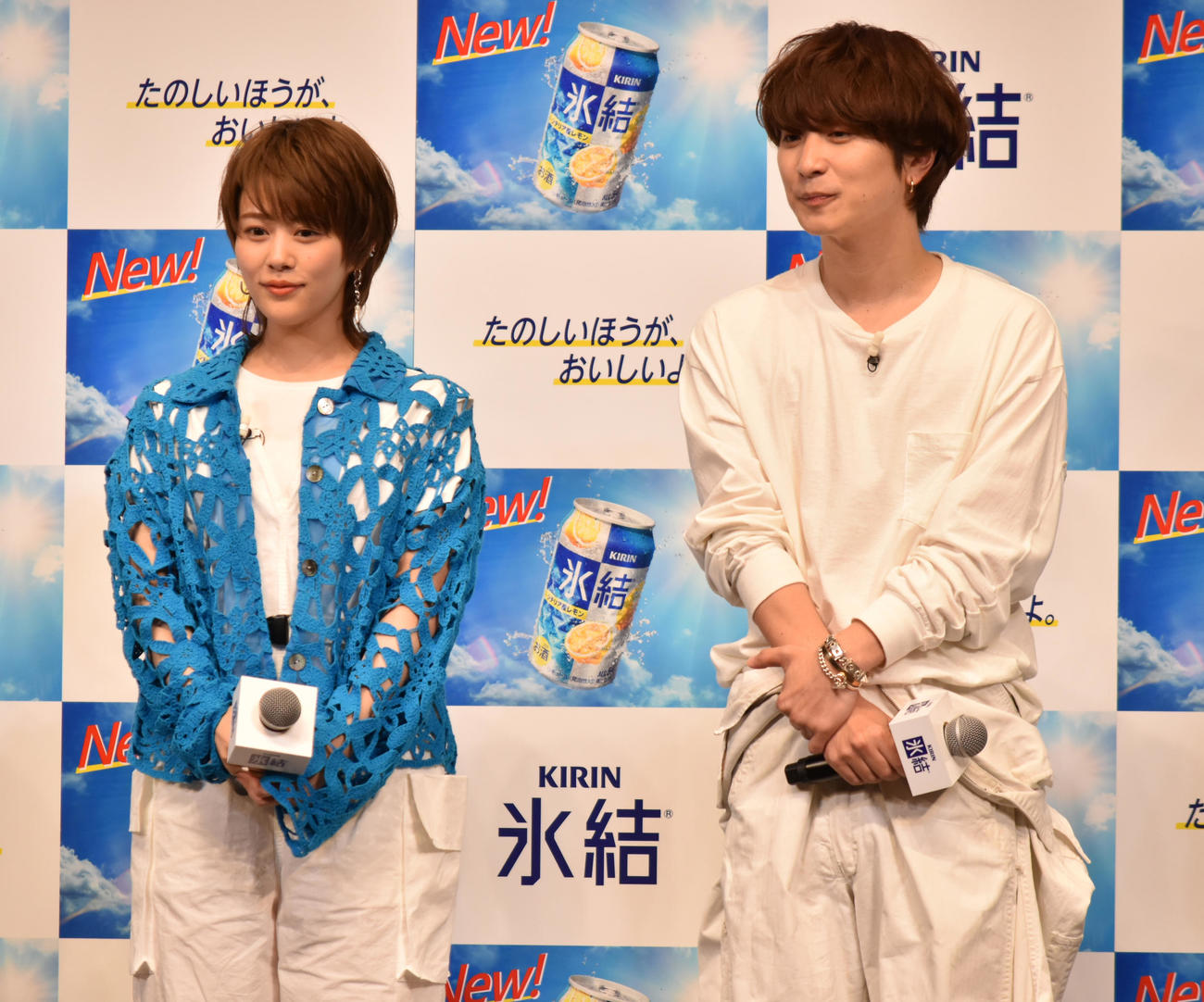 「氷結ブランド戦略発表会」に出席した高畑充希とSEKAI NO OWARIのFukase
