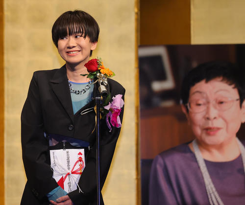 小池昌弘 『女性像』 F6号 パリ在住作家 仏ル・サロン栄誉賞受賞 小池
