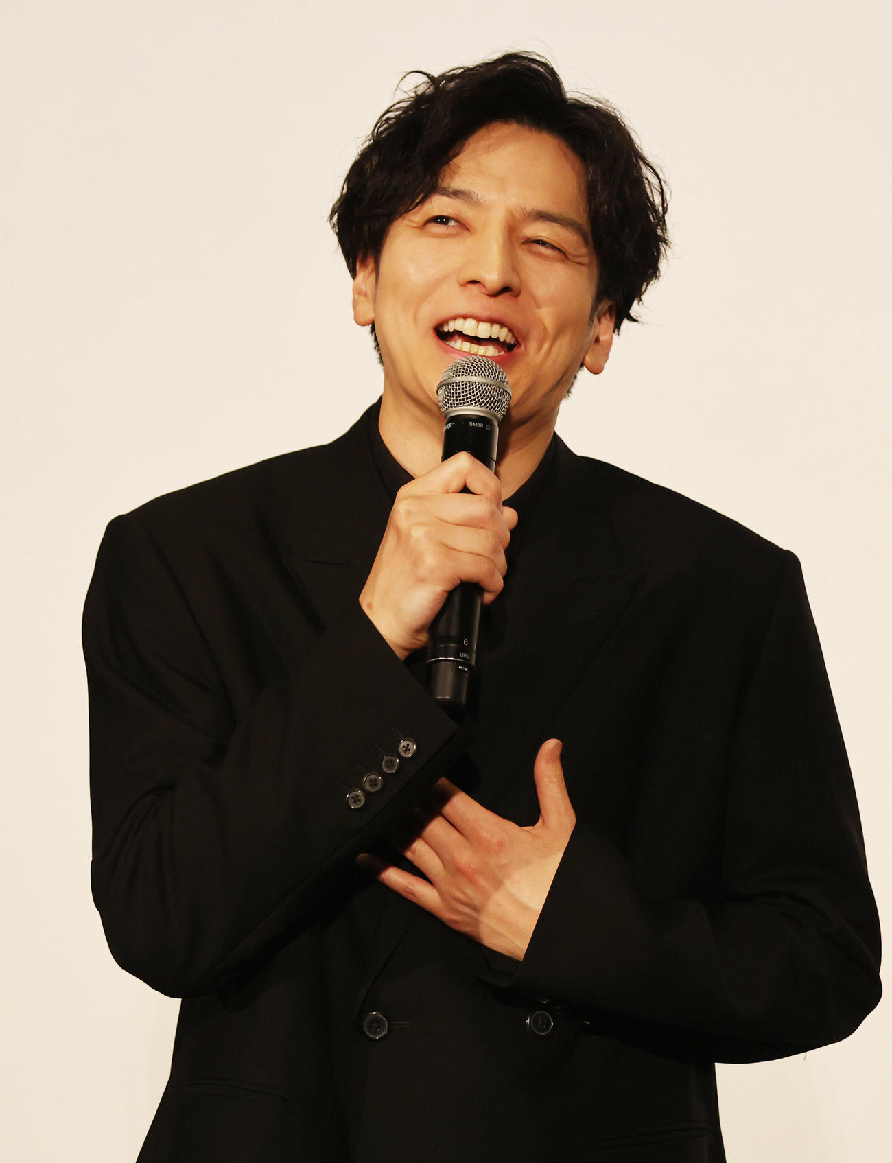 映画「渇水」完成披露舞台あいさつを行った生田斗真（撮影・野上伸悟）