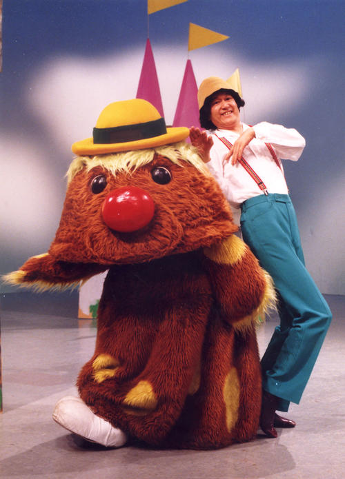 NHK「できるかな」に出演するノッポさん(右)とゴン太くん NHK提供