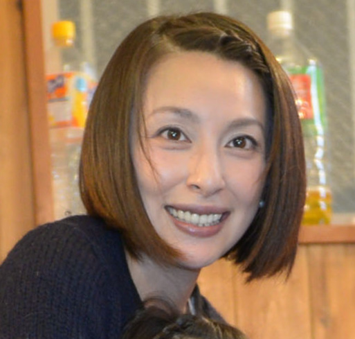 奥菜恵（2015年12月撮影）