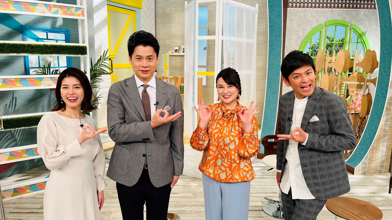 左から神田愛花、石井亮次、島崎和歌子、ますだおかだ岡田圭右（C）テレビ大阪