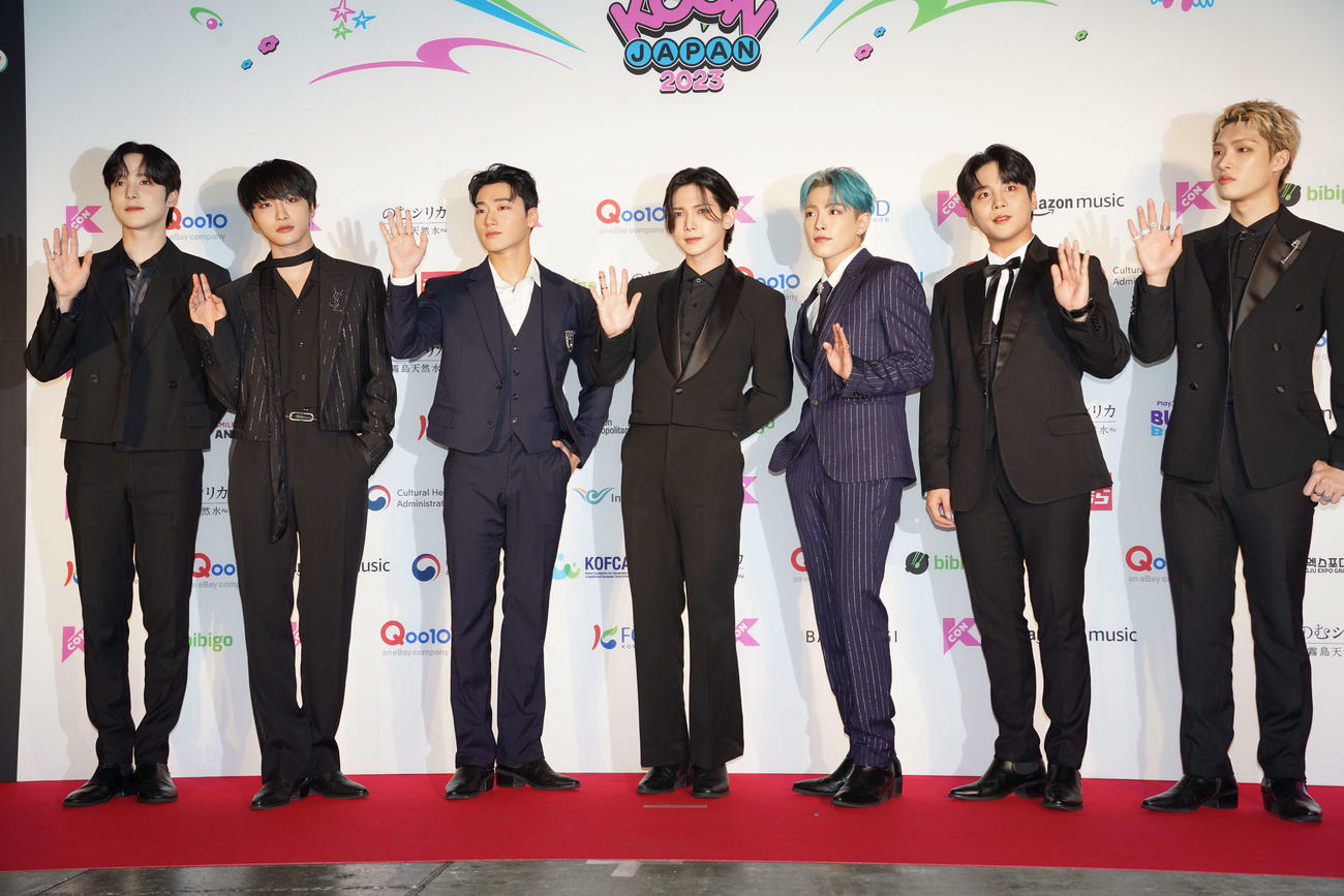 「KCON JAPAN 2023」のフォトセッションに出席した、ATEEZ（撮影・佐藤勝亮）