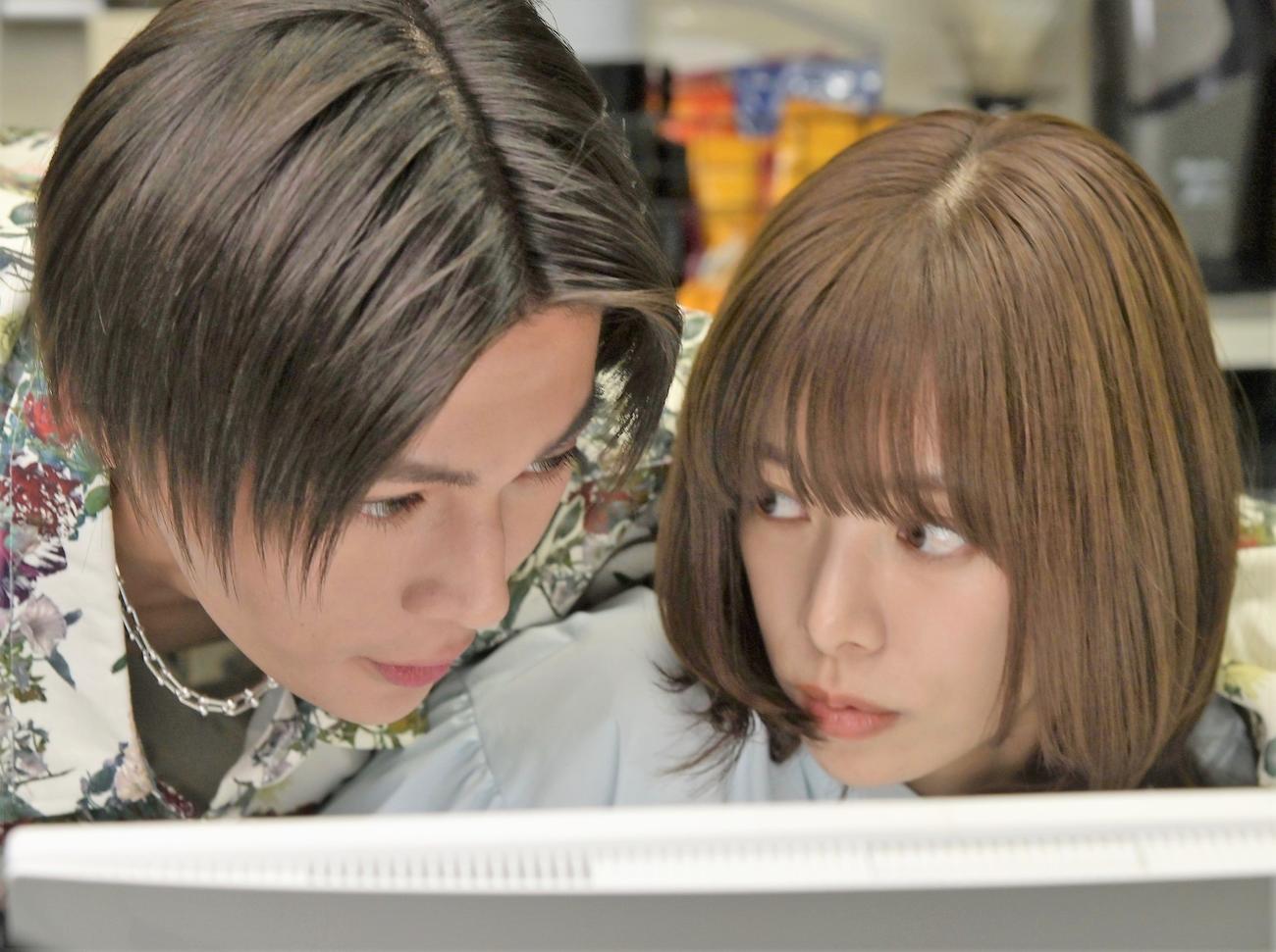 「ホスト相続しちゃいました」に出演する八木勇征、桜井ユキ（C）カンテレ