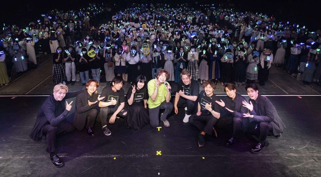 2nd LIVE「PROLOGUE.B」の千秋楽公演で熱唱する加藤大悟