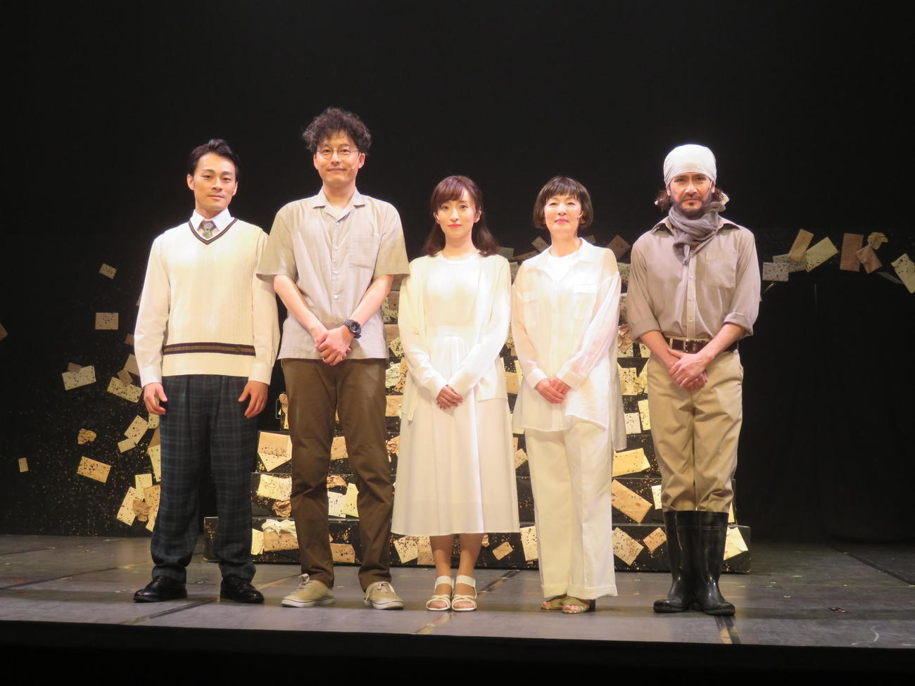 ミュージカル「ピエタ」の公開ゲネプロ。左から、神田恭平、伊藤裕一、梅田彩佳、高泉淳子、畠中洋