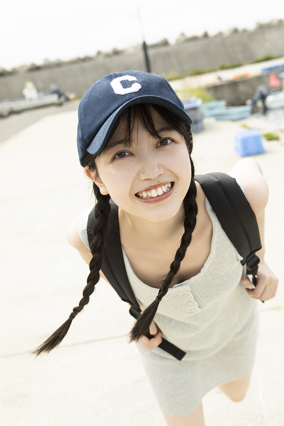 乃木坂46久保史緒里ファースト写真集の先行カット