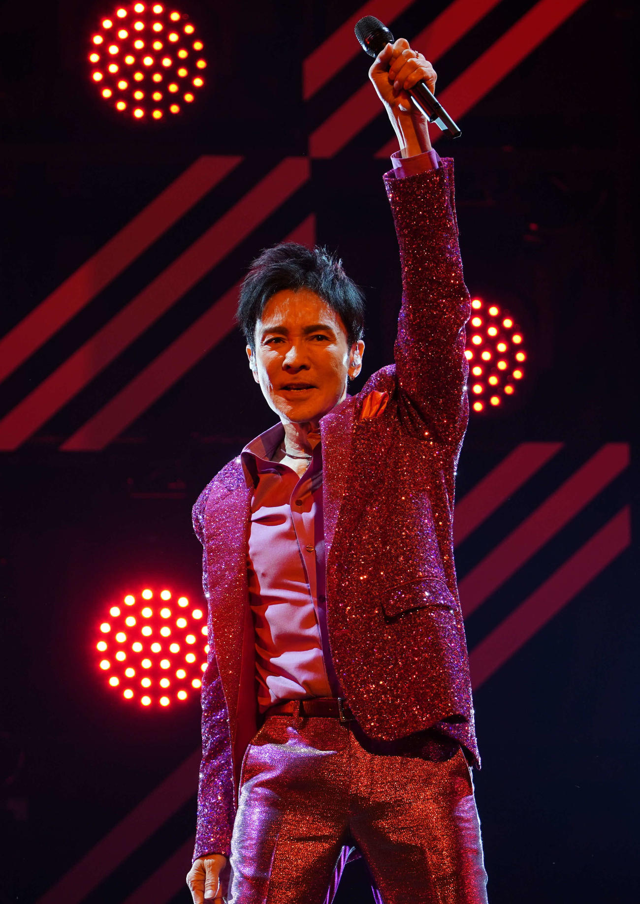 ライブを開催した郷ひろみ（撮影・佐藤勝亮）