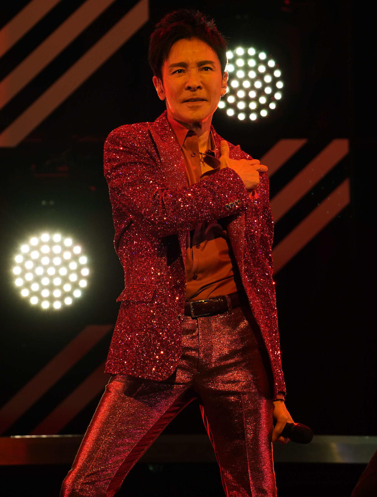 ライブを開催した郷ひろみ（撮影・佐藤勝亮）