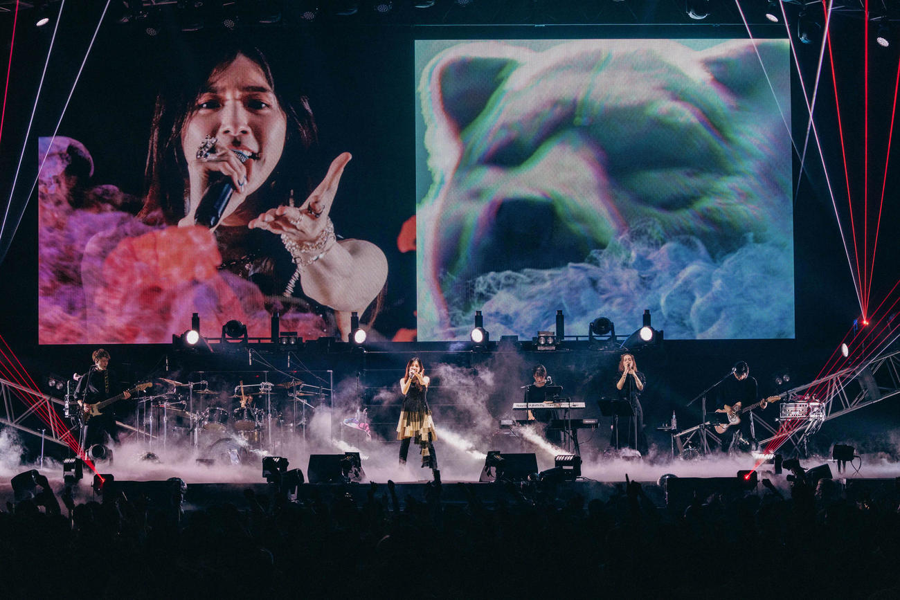 初の日本武道館公演を開催したmilet　撮影／入日伸介