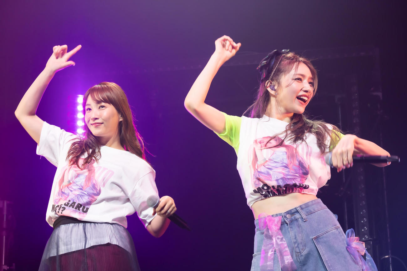 「後藤真希LIVE2023ー盛り上がるしか！？ー」の昼の部で出演した藤本美貴（左）と後藤真希