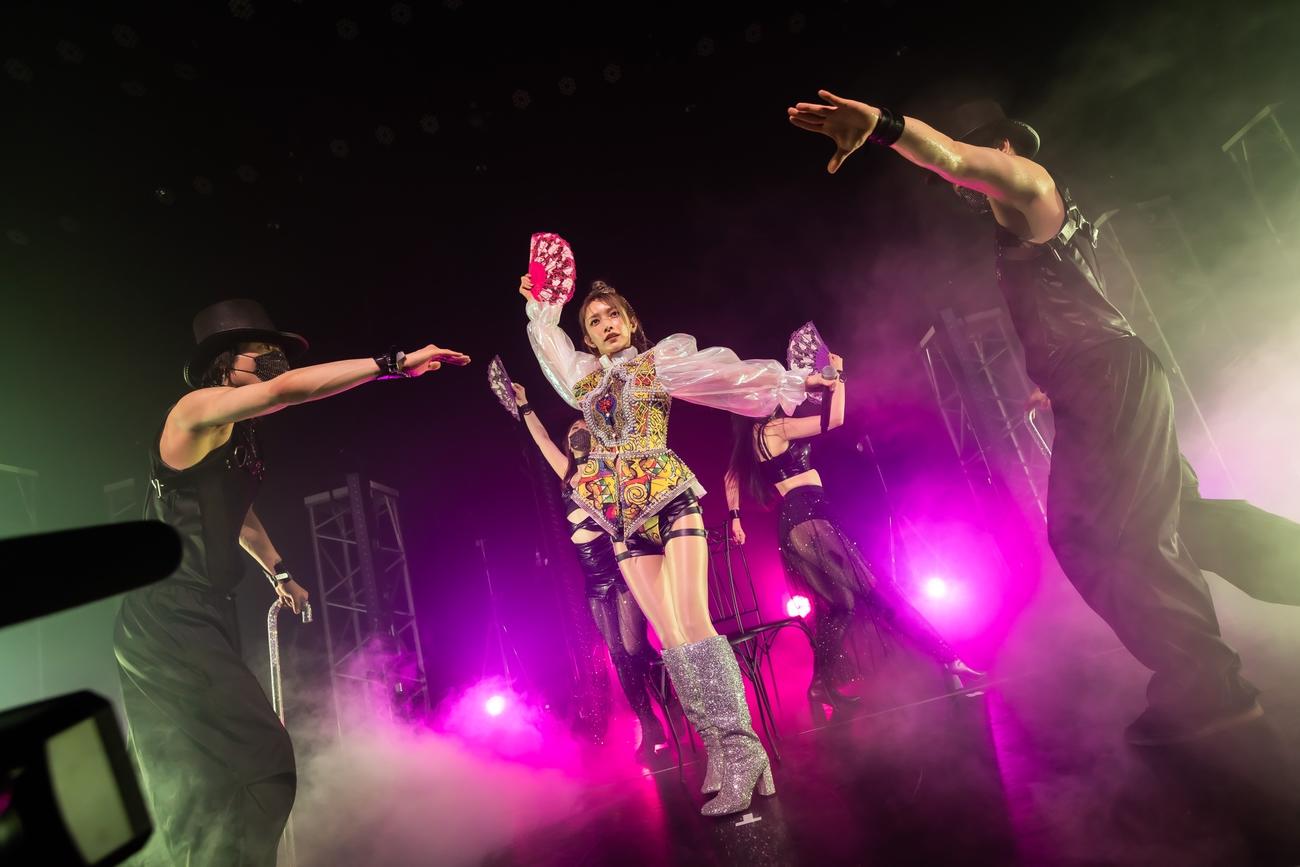 「後藤真希LIVE2023ー盛り上がるしか！？ー」を開催し会場を盛り上げる元モーニング娘。で歌手の後藤真希