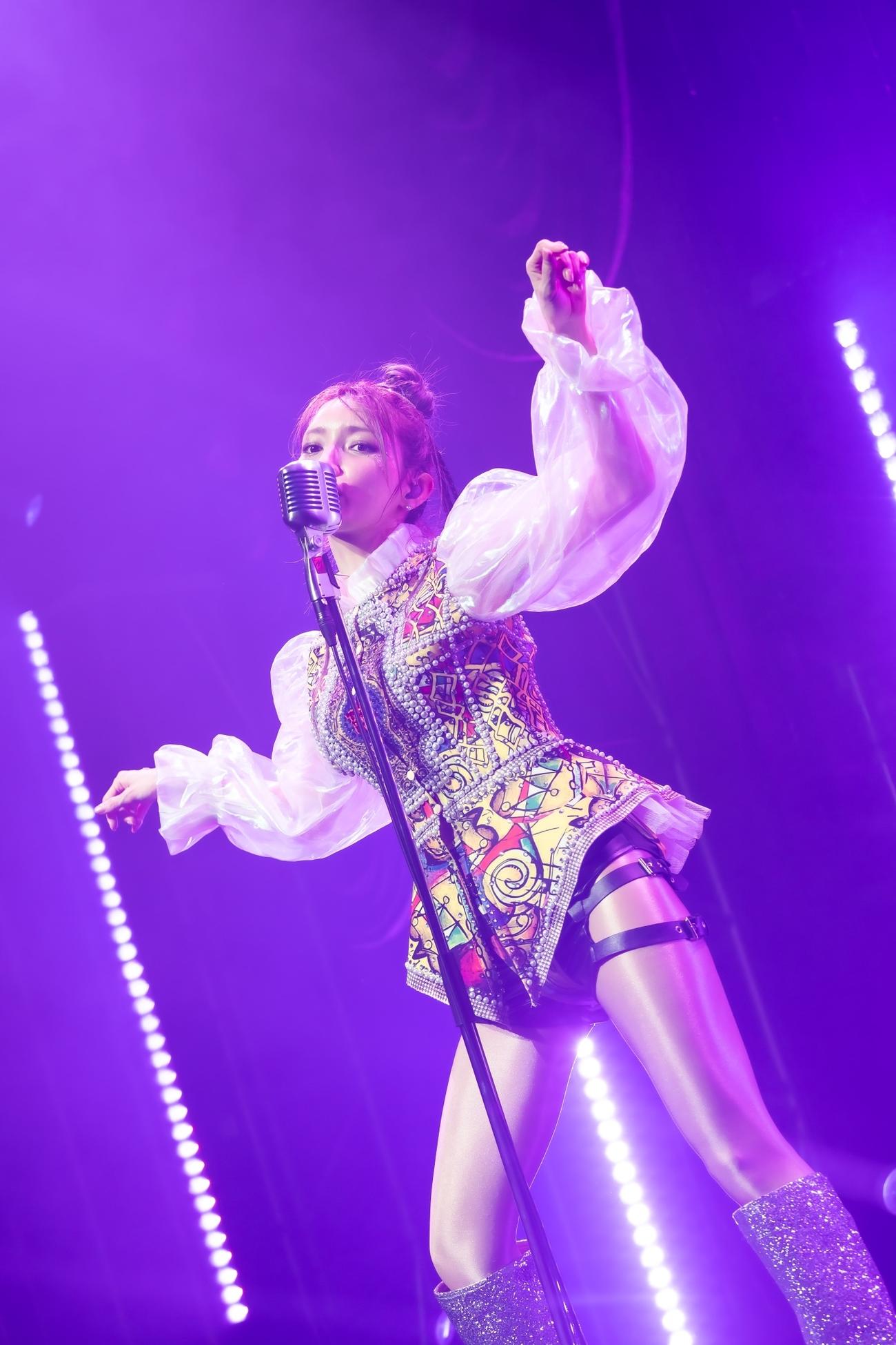 「後藤真希LIVE2023ー盛り上がるしか！？ー」を開催し会場を盛り上げる元モーニング娘。で歌手の後藤真希