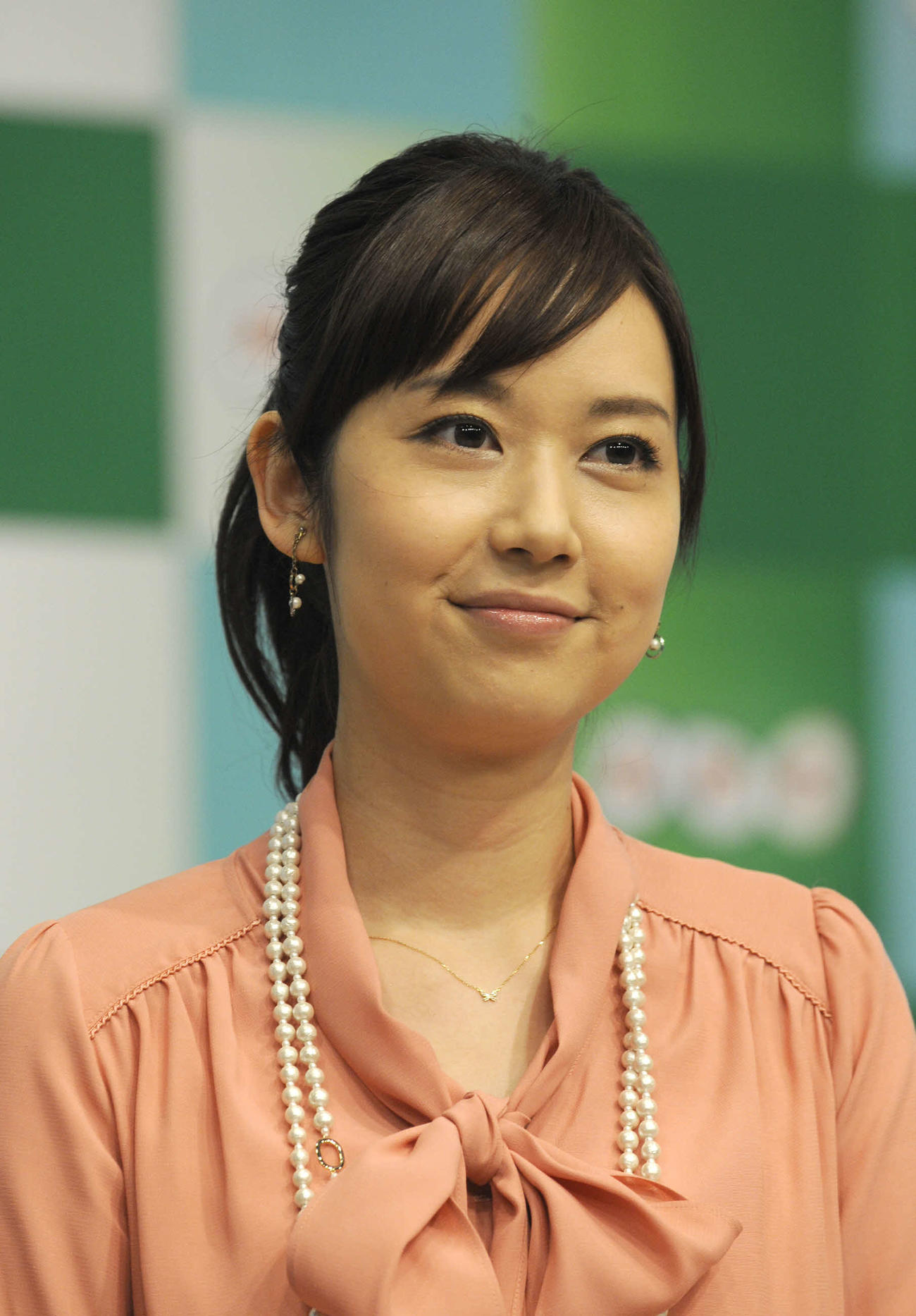 上條倫子アナウンサー（12年1月撮影）