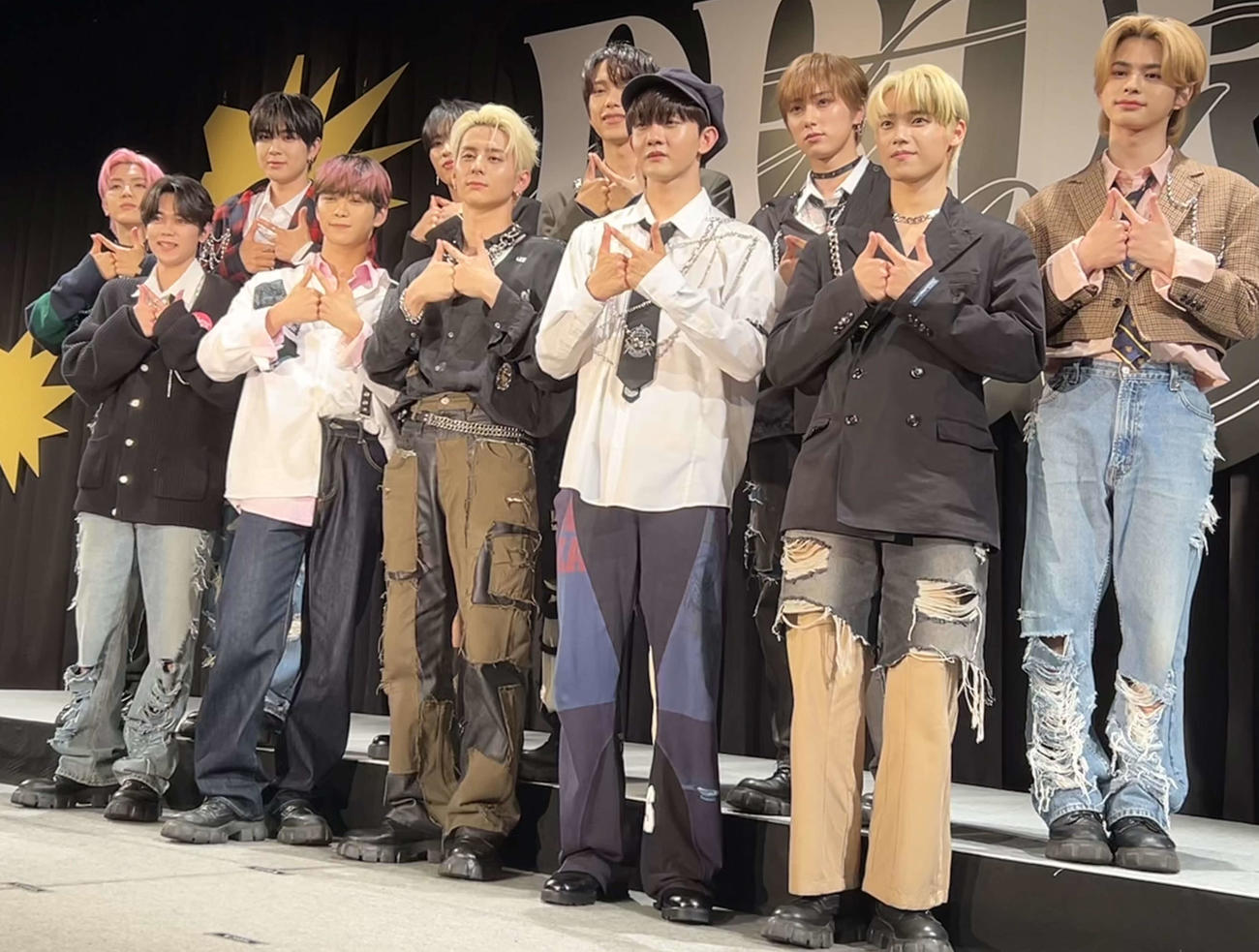 4枚目シングル「DROP That」発売記念イベントに出席したINI（撮影・松尾幸之介）