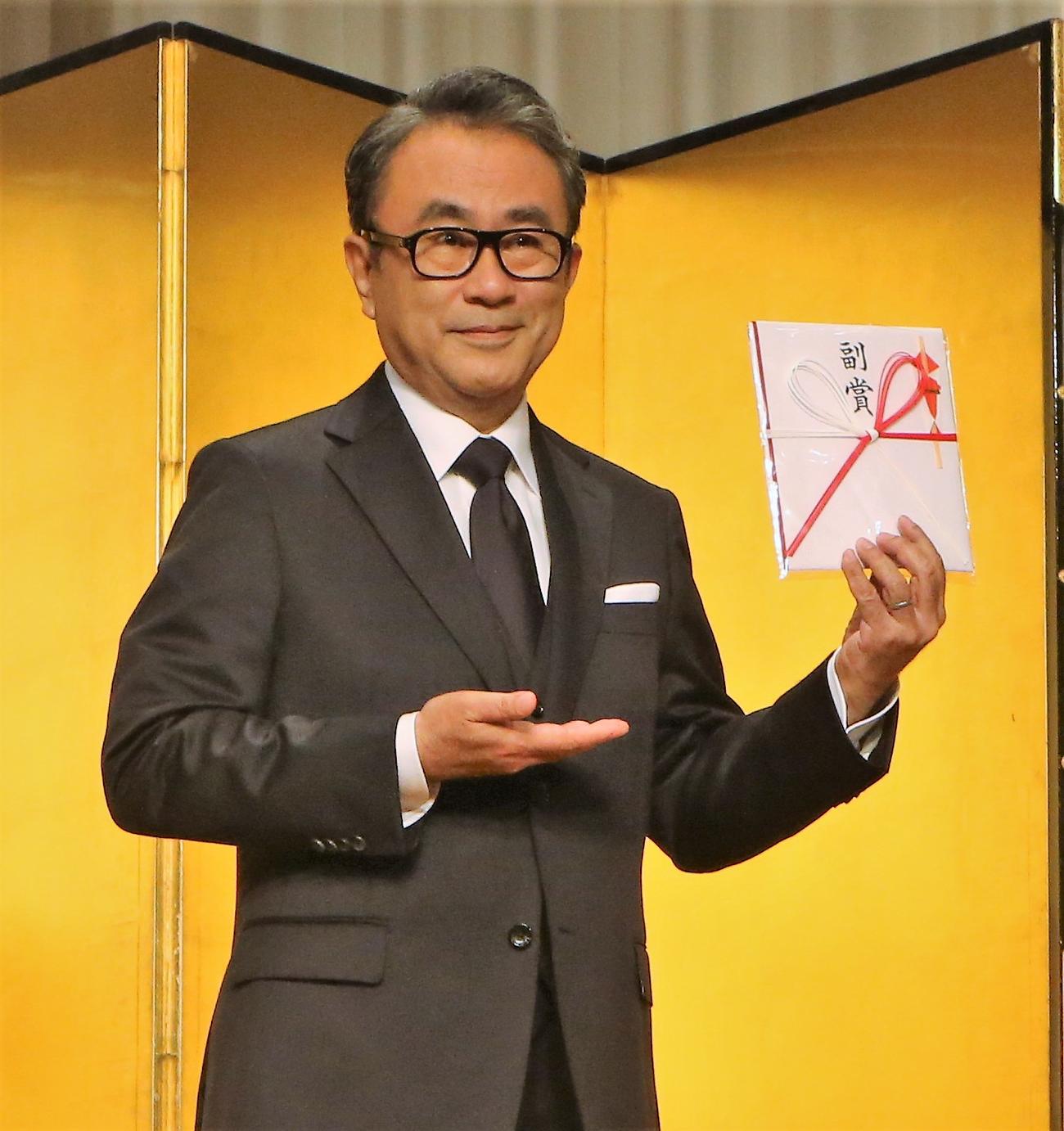 向田邦子賞贈賞式に出席する三谷幸喜氏