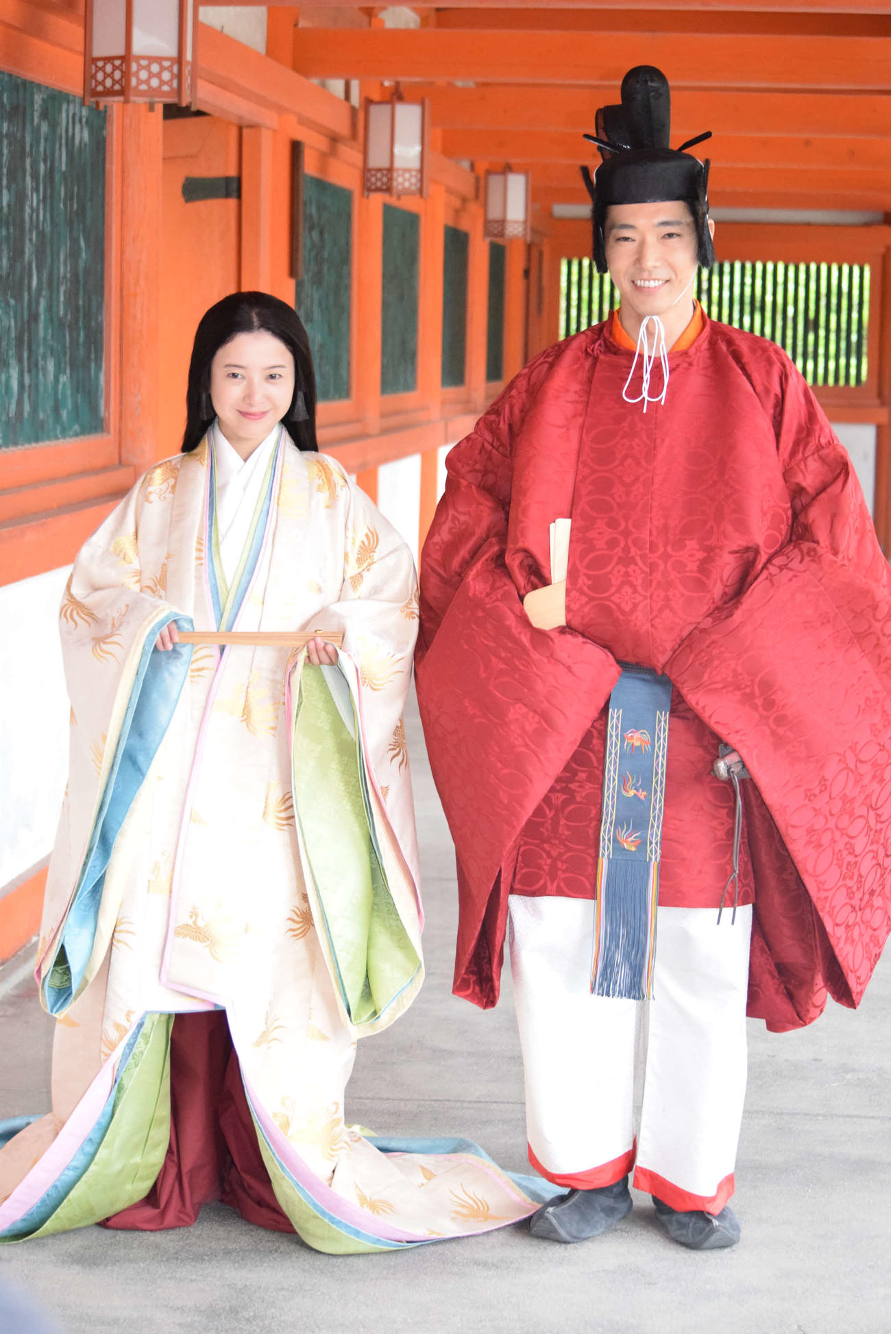 クランクインした吉高由里子と柄本佑（右）（撮影・阪口孝志）