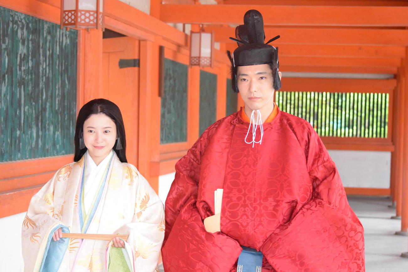 クランクインした吉高由里子と柄本佑（右）（撮影・阪口孝志）