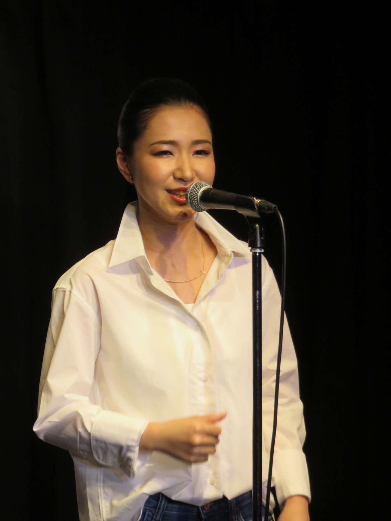 新曲発売記念ライブを開催した田中あいみ