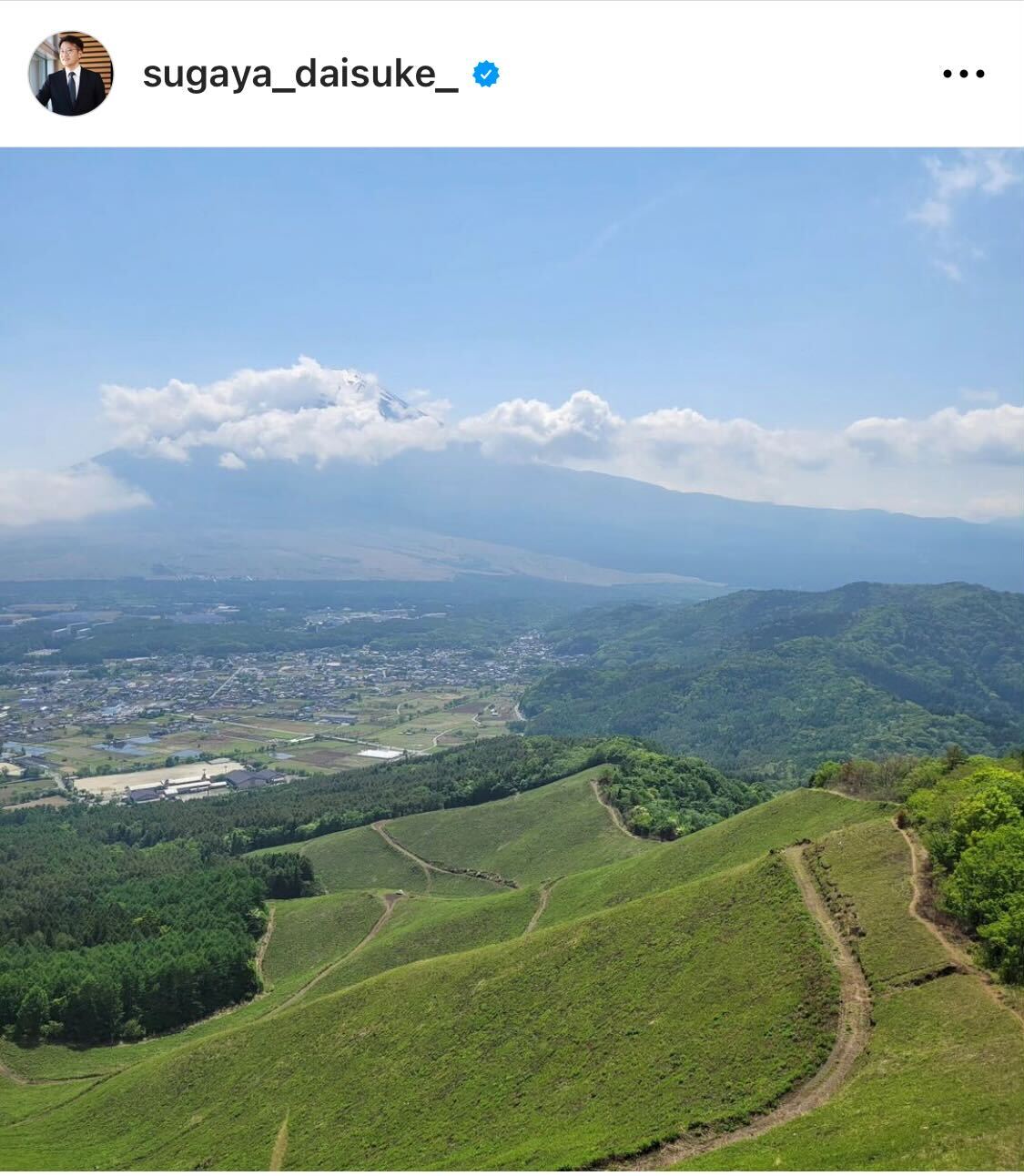 日本テレビ菅谷大介アナは杓子山に登る（菅谷大介アナのインスタグラムから）