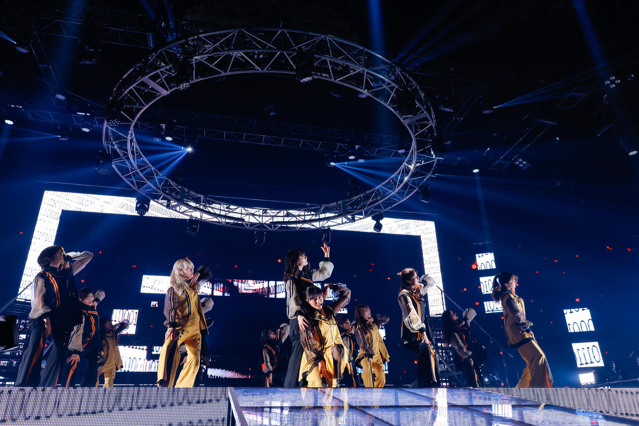 全国ツアーの千秋楽公演でパフォーマンスする櫻坂46（撮影・上山陽介氏）