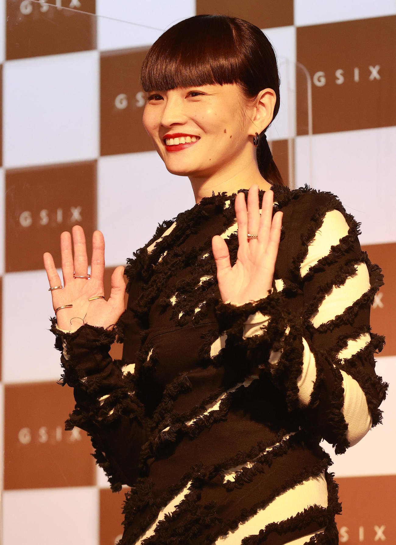 秋元梢（21年11月撮影）