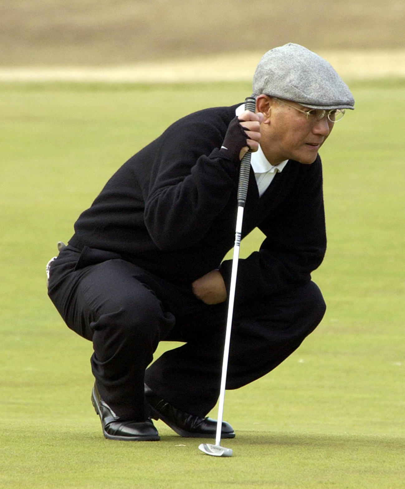 02年12月、「第3回中村紀洋チャリティーゴルフコンペ」に参加した上岡龍太郎さん