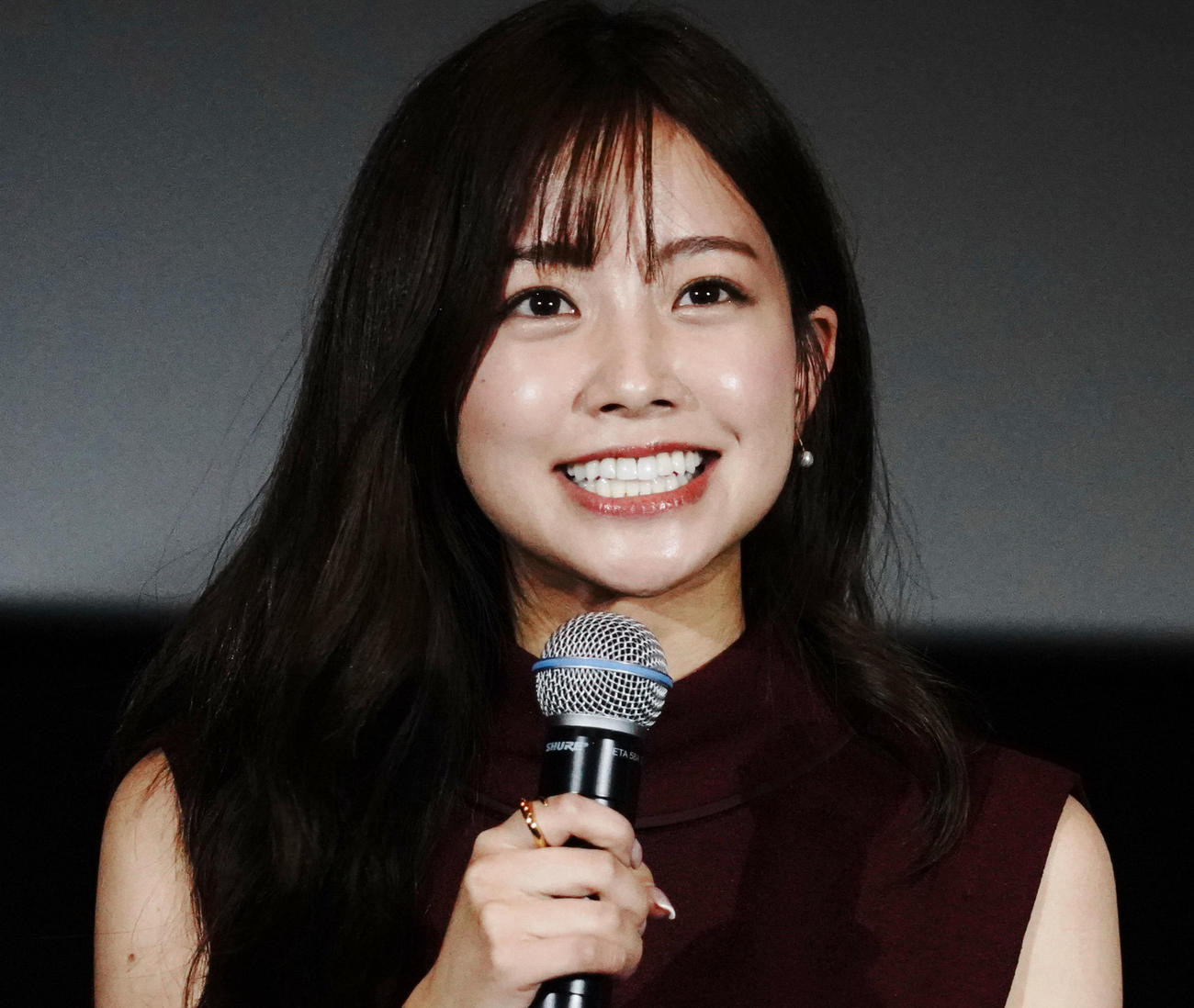 中川絵美里（2021年11月撮影）