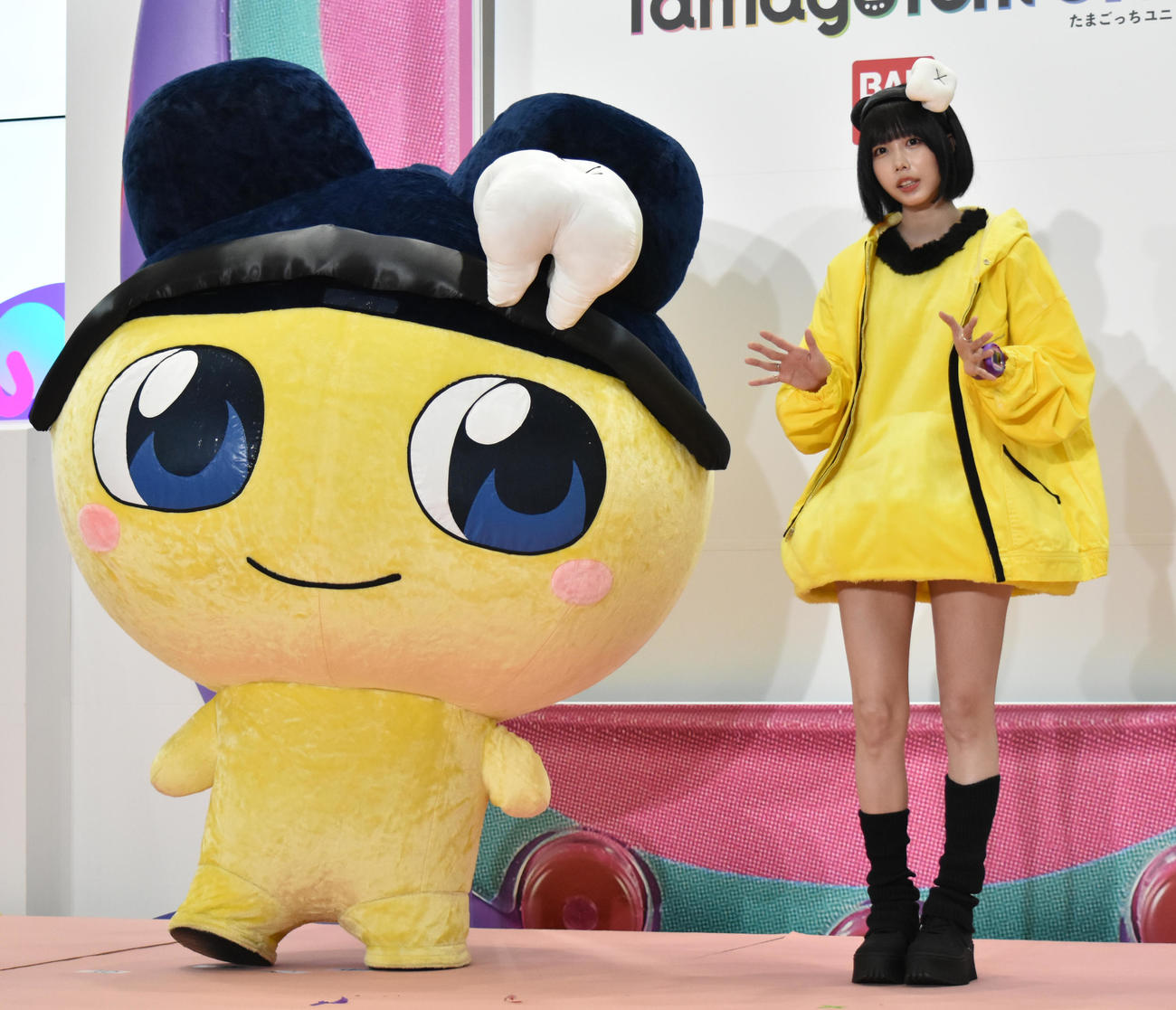 「東京おもちゃショー　2023　バンダイ　Tamagotchi Uniリリースイベント」に出席したあのとまめっち
