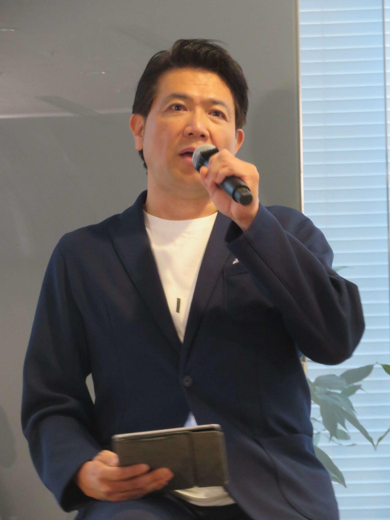 プラットフォーム「LIFE LOG BOX」ローンチ記者説明会に登壇した別所哲也（撮影・村上幸将）