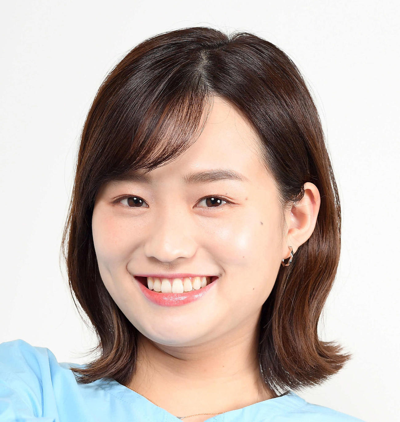 篠原梨菜アナ（2021年12月撮影）