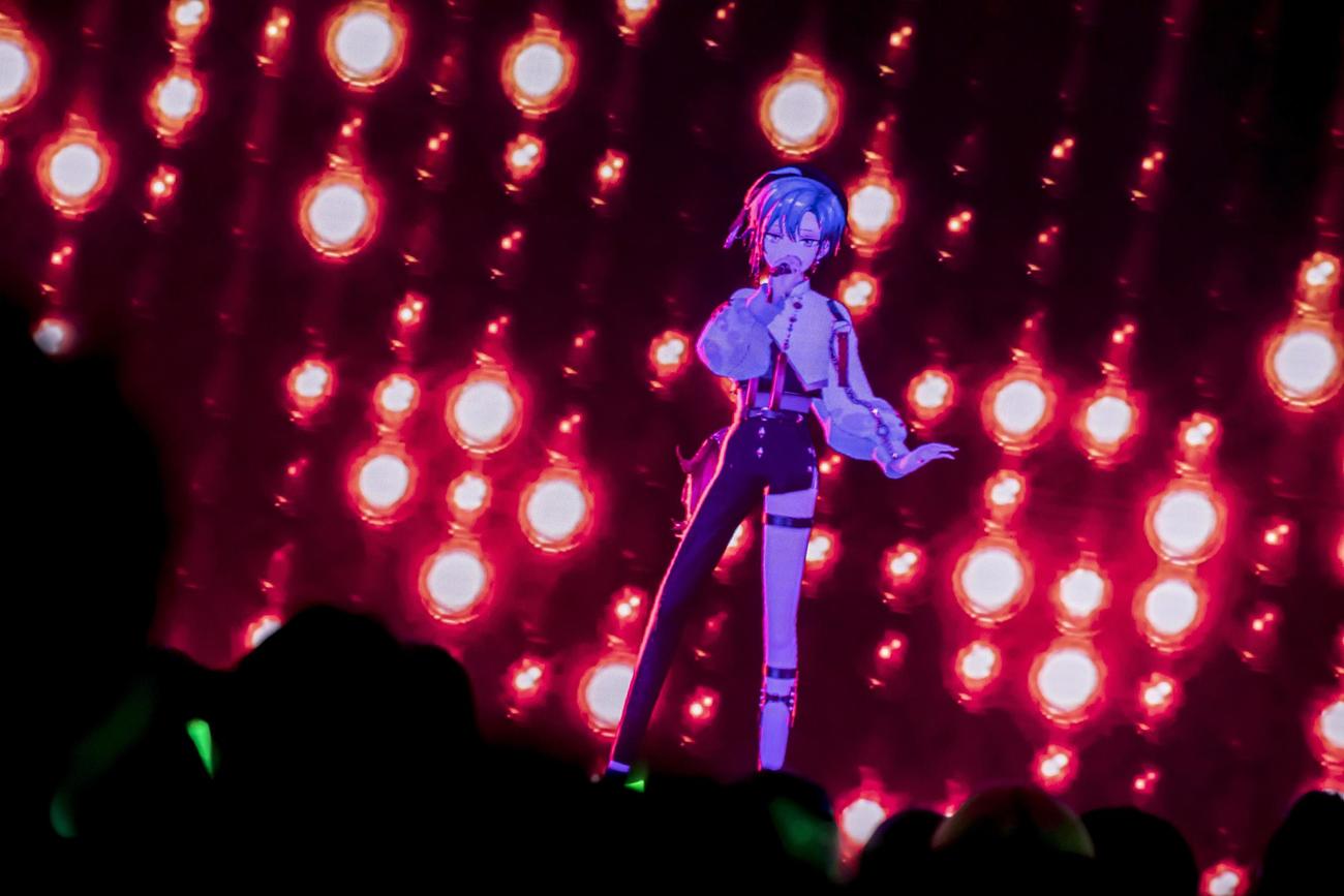 ライブを開催した緑仙（C）ANYCOLOR，Inc．