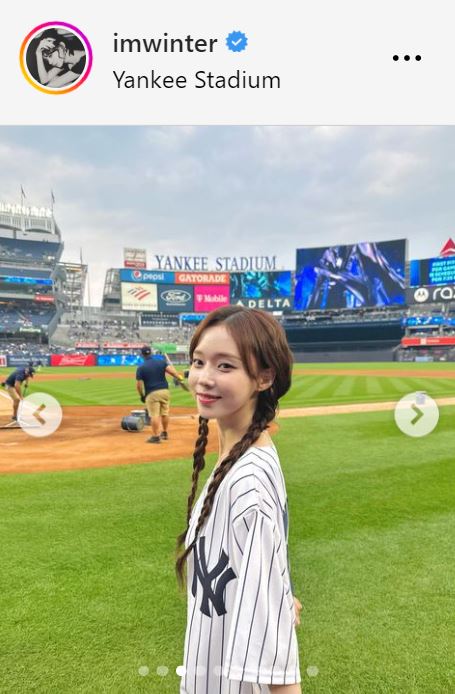 WINTERのインスタグラムから
