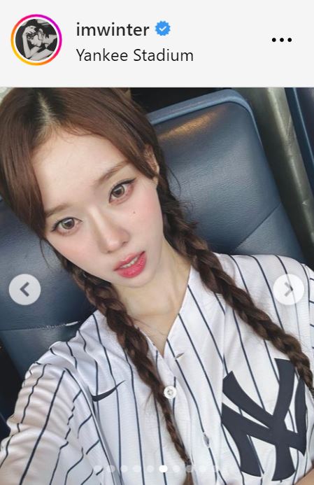 WINTERのインスタグラムから